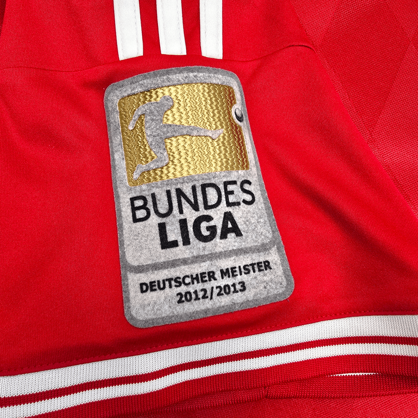2013/14 Bayern Munich Home Football Shirt (XL) Adidas #8 Martinez