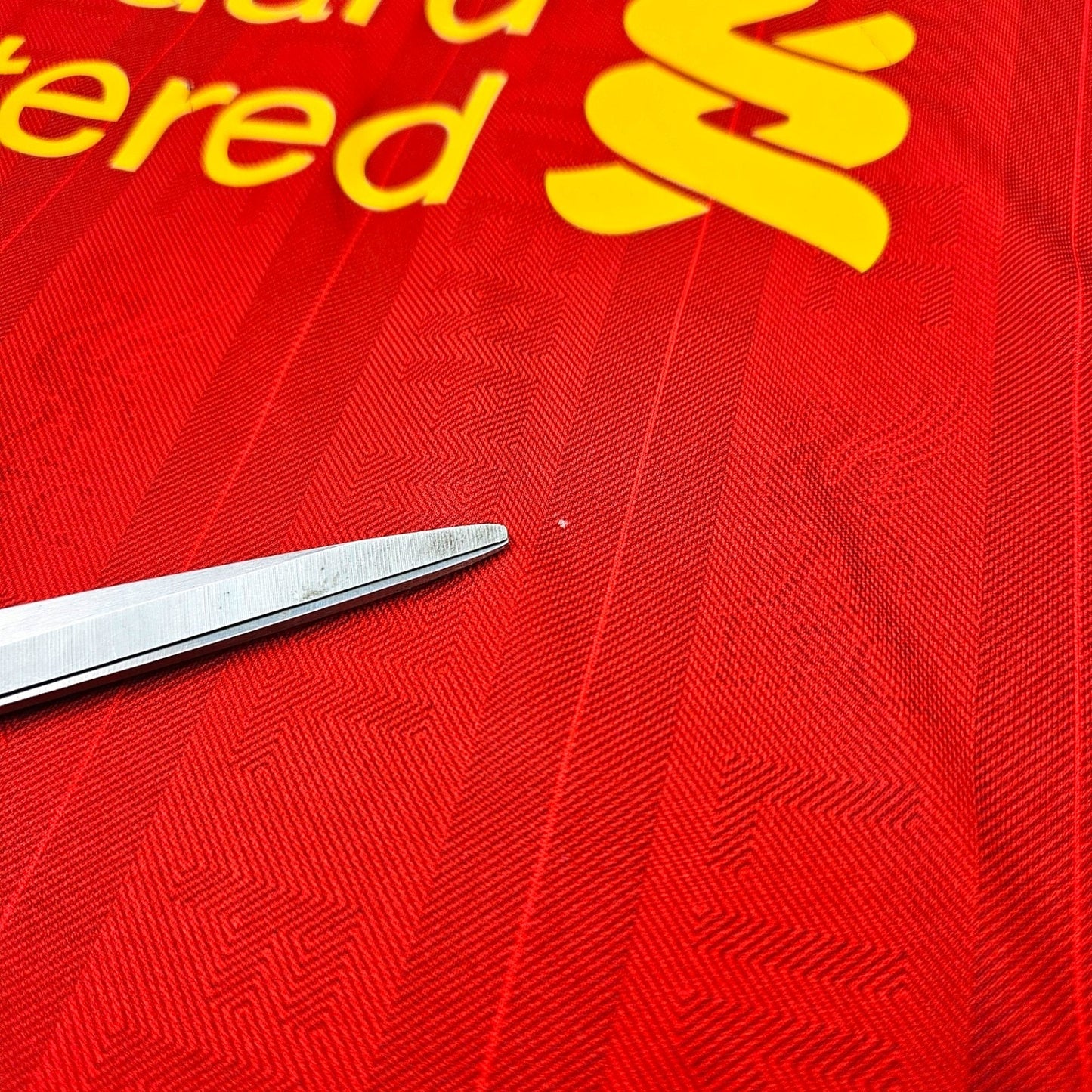 2013/14 Liverpool Home Football Shirt (L) Warrior #7 Suarez