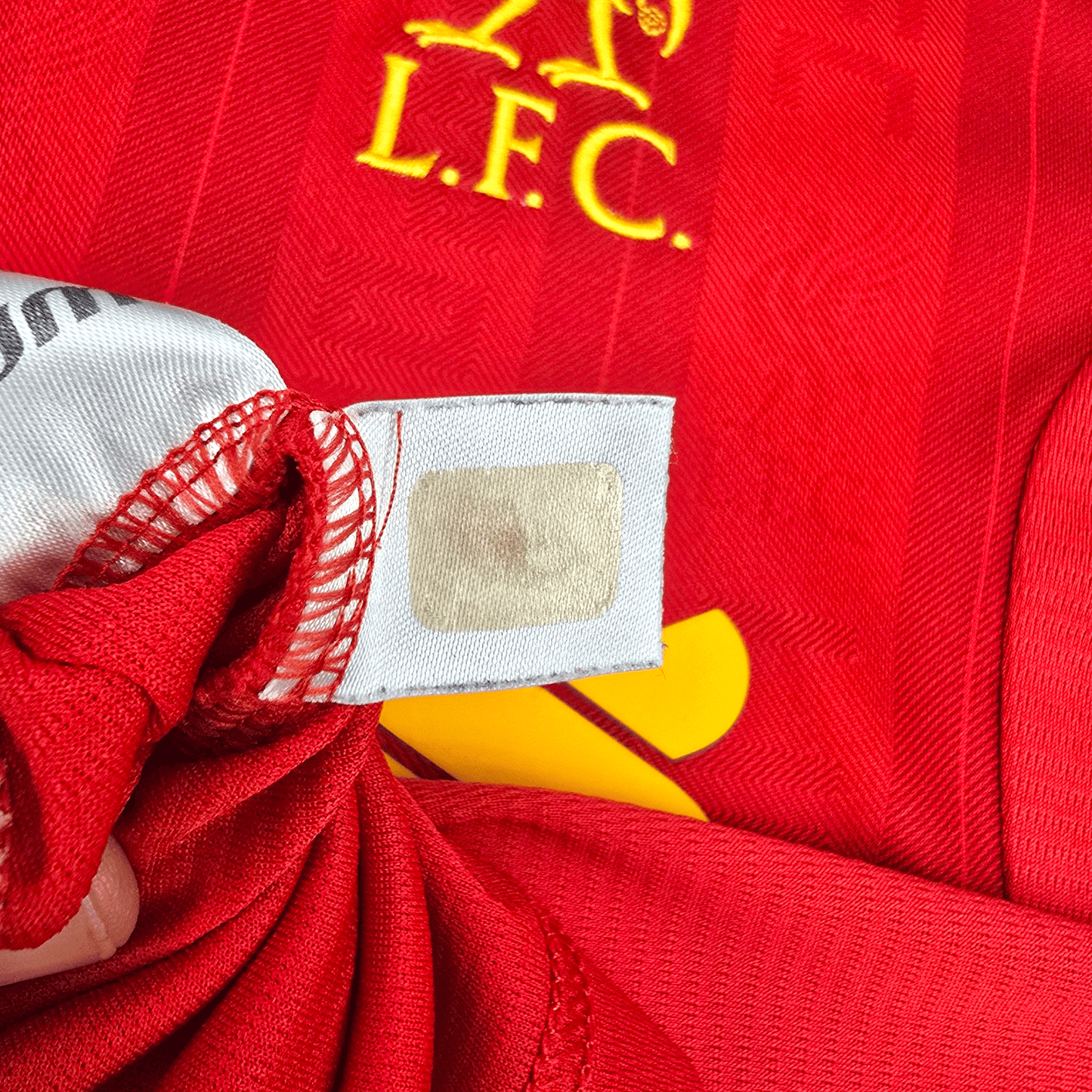 2013/14 Liverpool Home Football Shirt (S) Warrior #7 Suárez