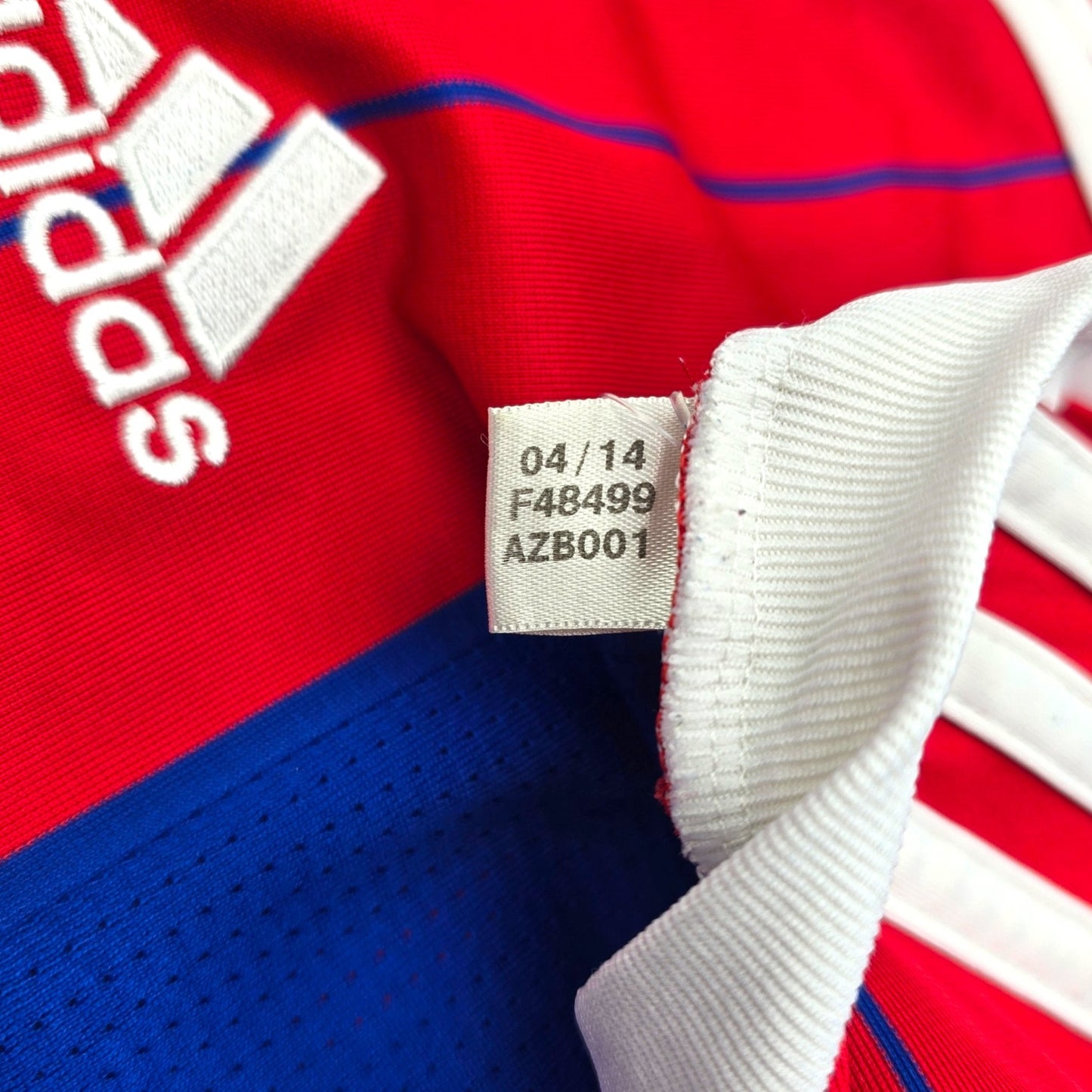 2014/15 Bayern Munich Home Football Shirt (M) Adidas #3 Alonso