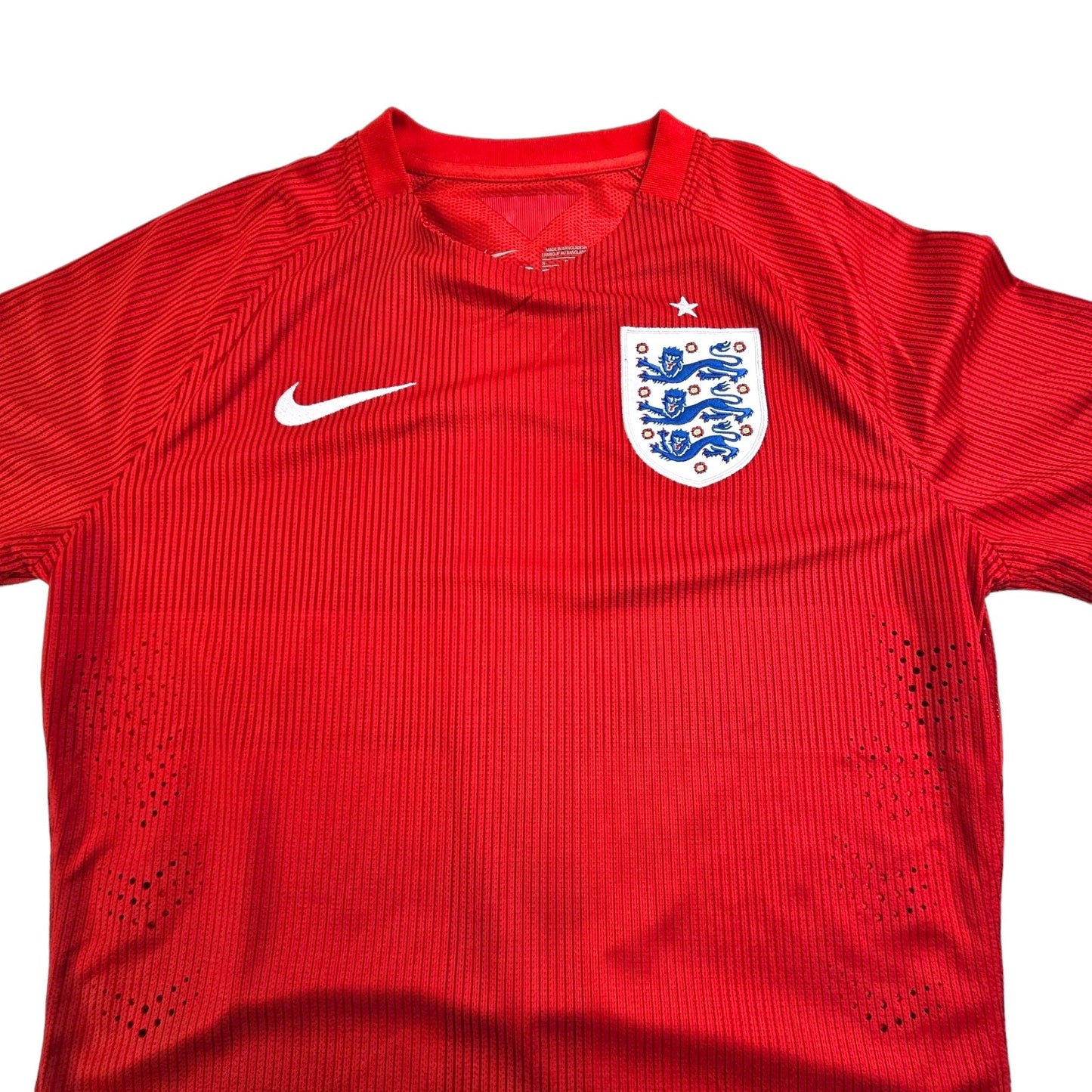 2014/15 England Away Football Shirt (S) Nike #4 Gerrard (Player Spec)