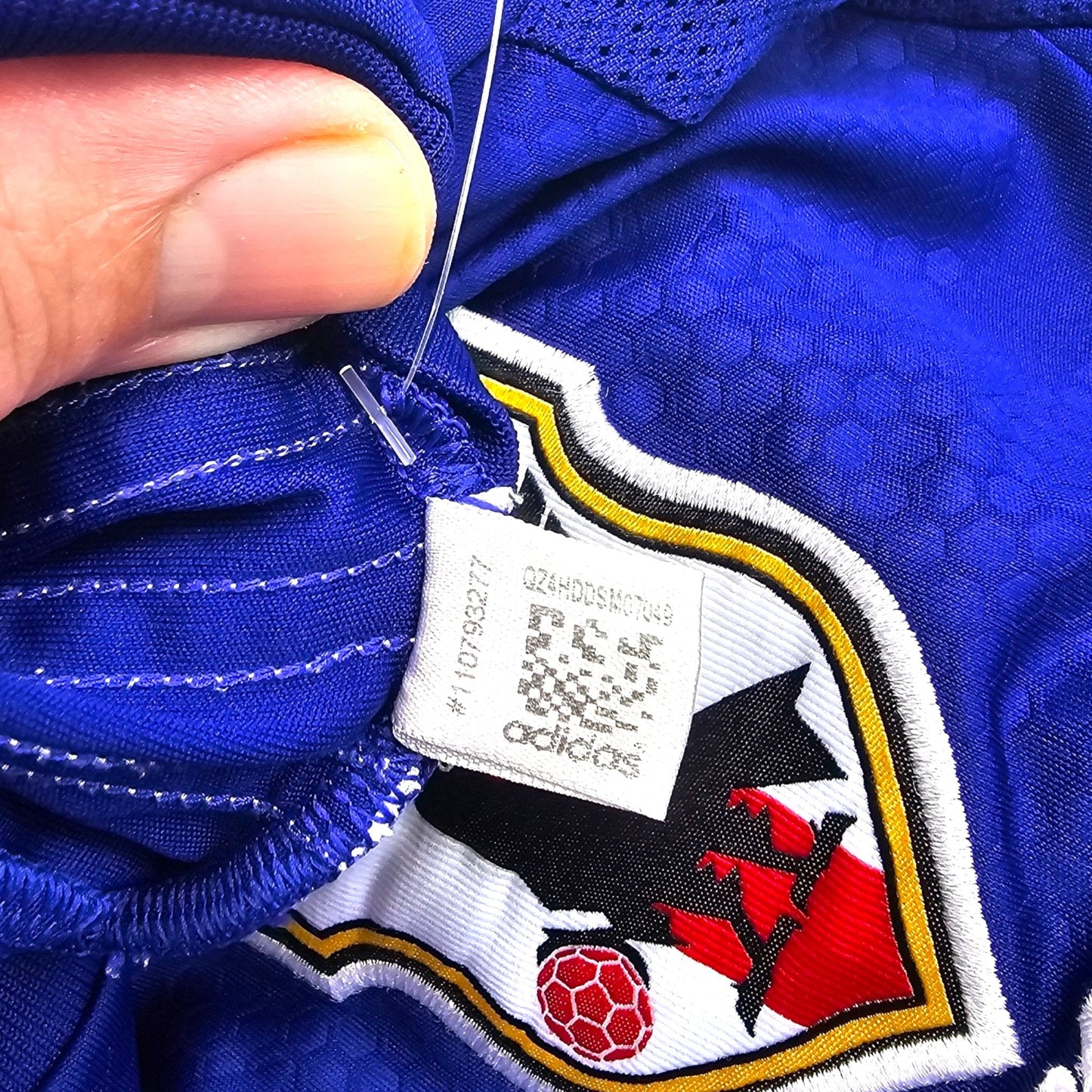 2014/15 Japan Home Football Shirt (L) Adidas