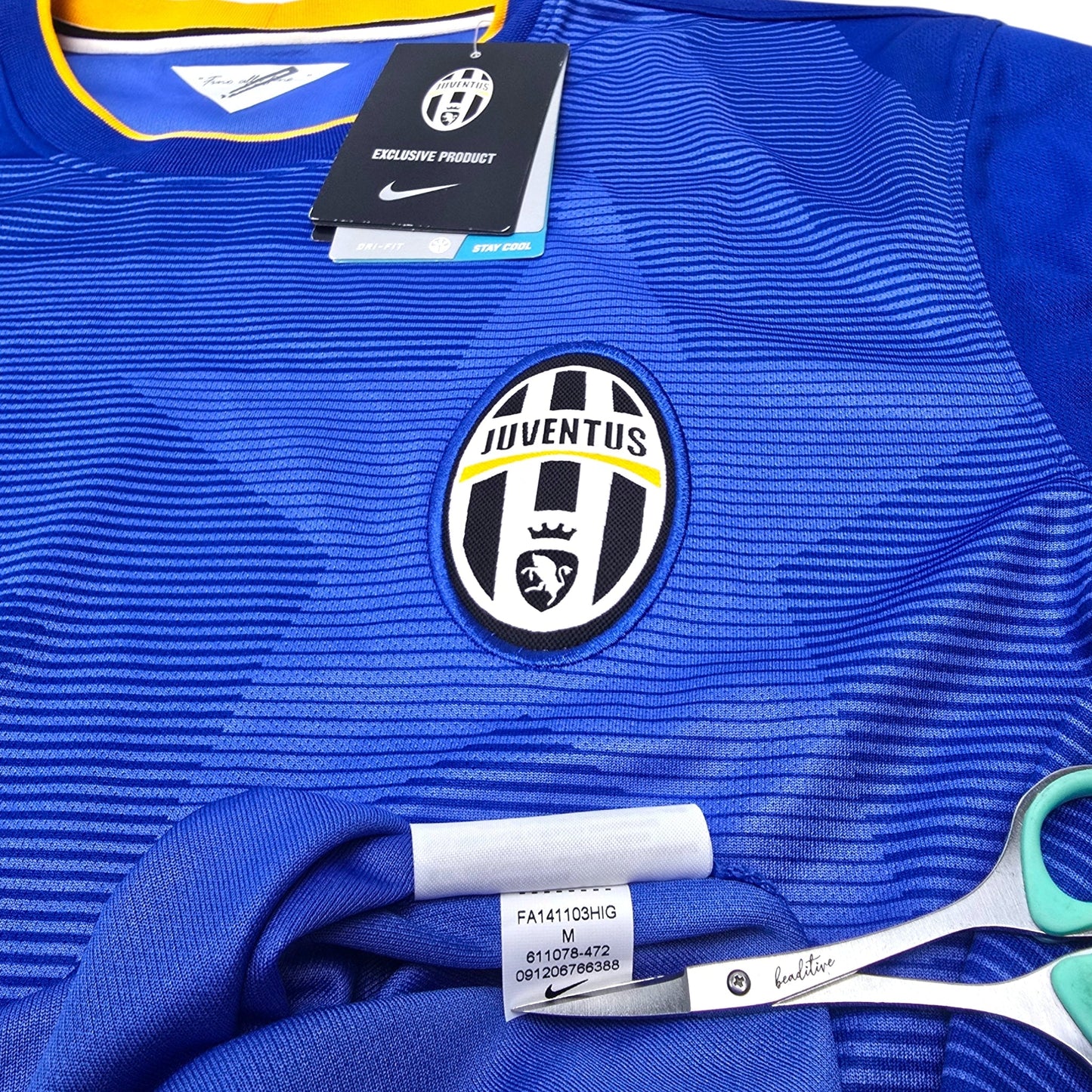 2014/15 Juventus Away Football Shirt (M) Nike #10 Tevez (BNWTs)