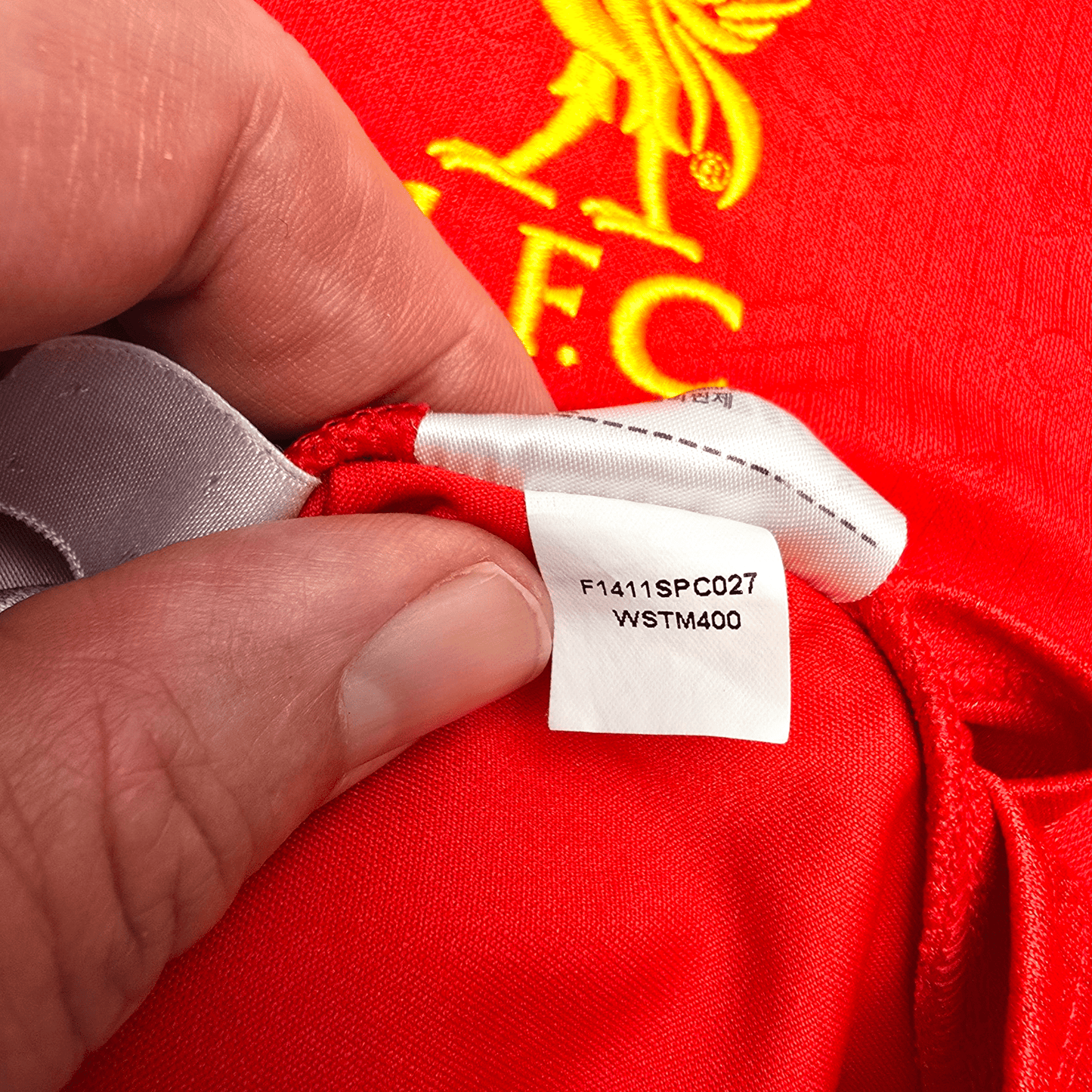 2014/15 Liverpool Home Football Shirt (M) Warrior #8 Gerrard