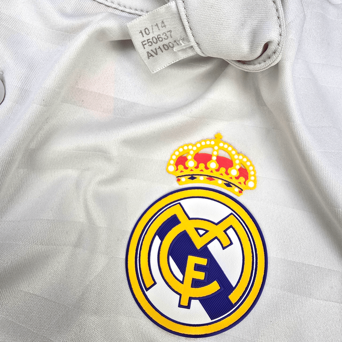 2014/15 Real Madrid Home Football Shirt (L) Adidas #7 Ronaldo