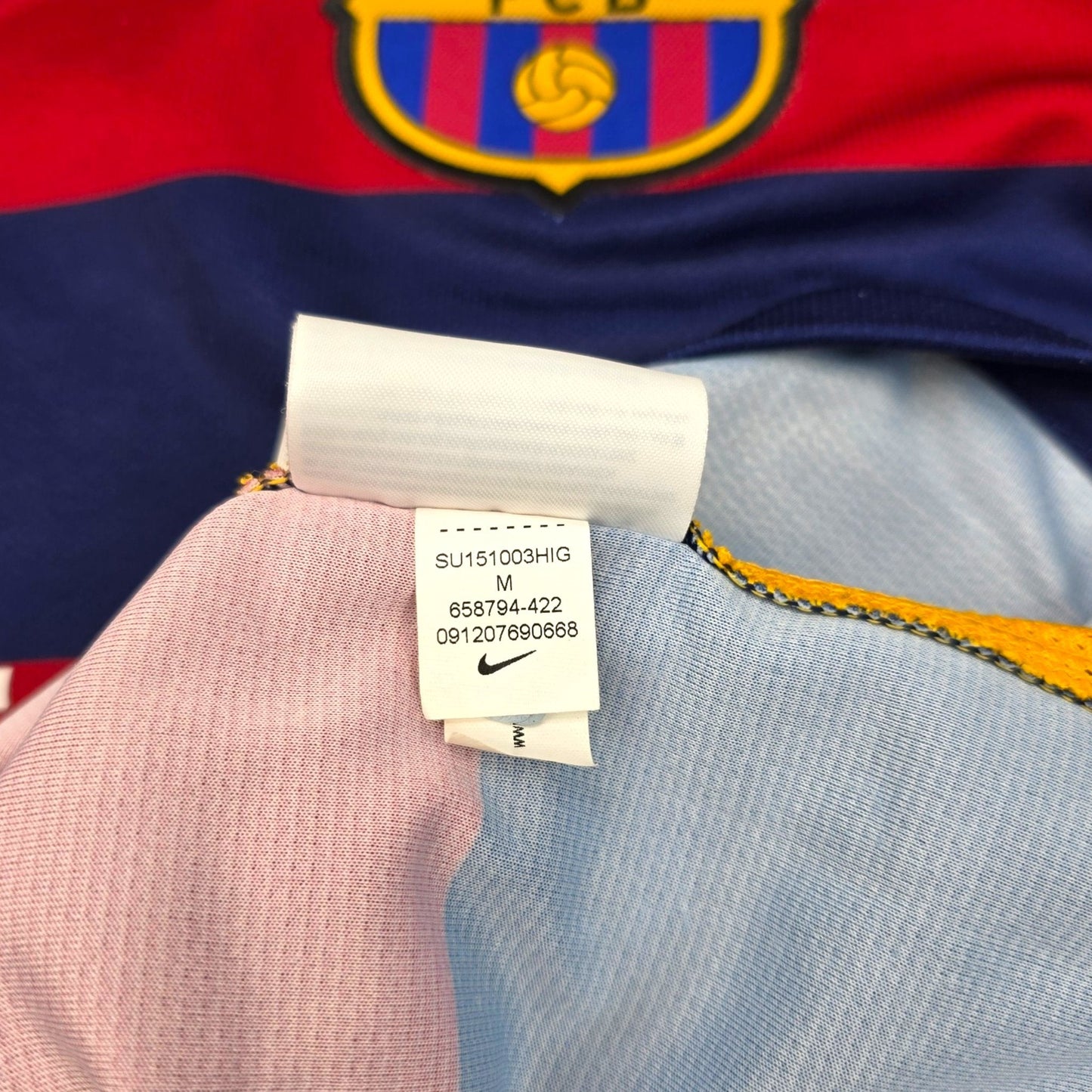 2015/16 Barcelona Home Football Shirt (M) Nike #11 Neymar Jr