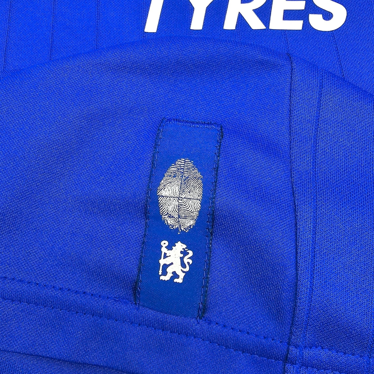 2015/16 Chelsea Home Football Shirt (L) Adidas #22 Willian (UCL)