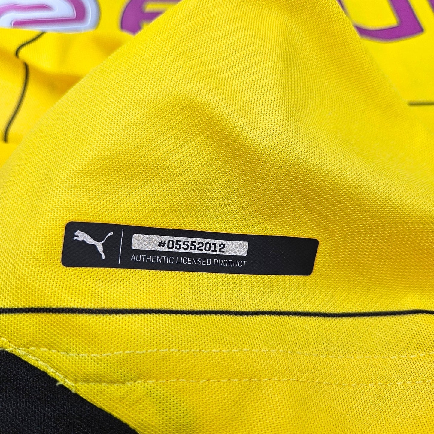 2015/16 Dortmund Home Football Shirt (L) Puma #17 Aubameyang