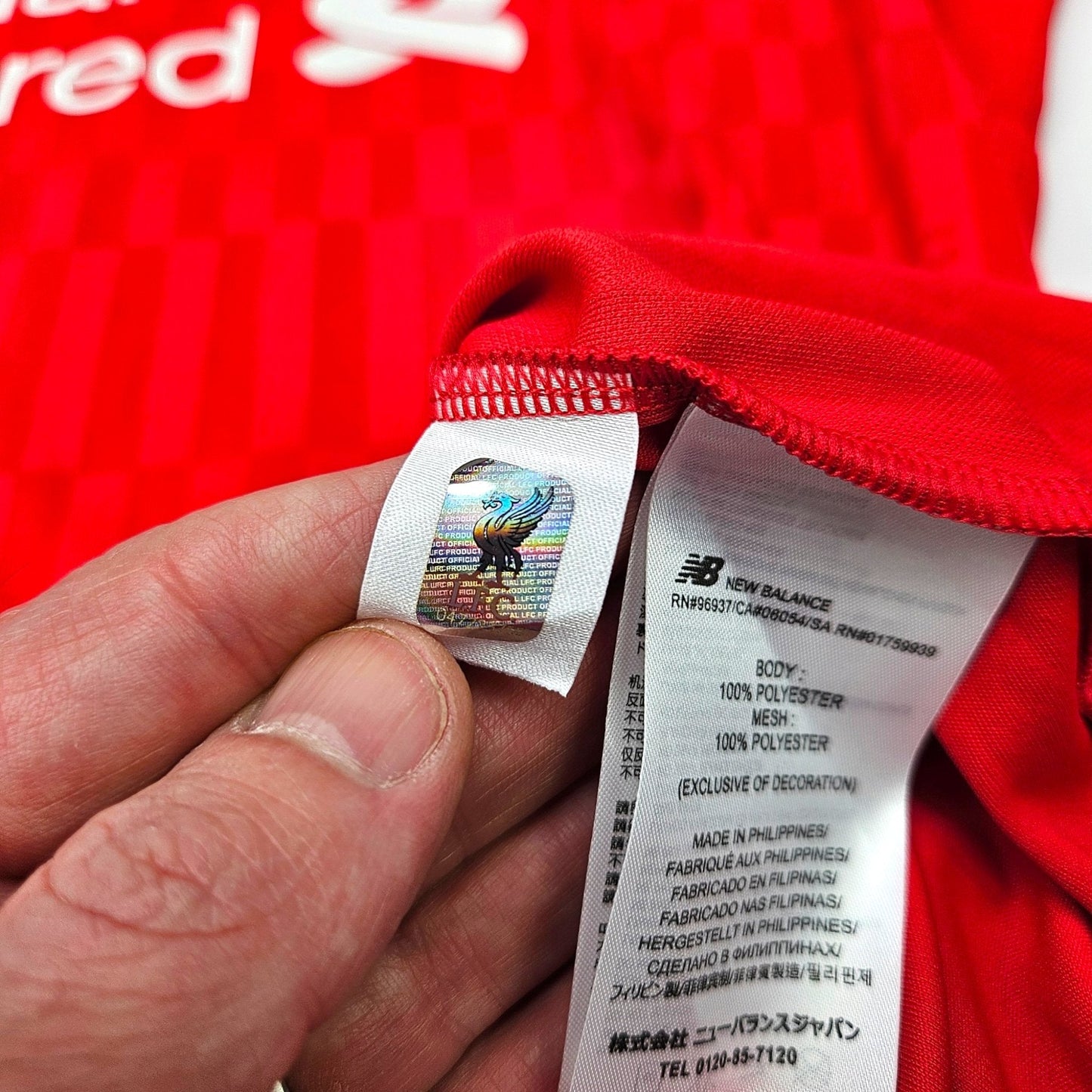 2015/16 Liverpool Home Football Shirt (L) New Balance #10 Coutinho