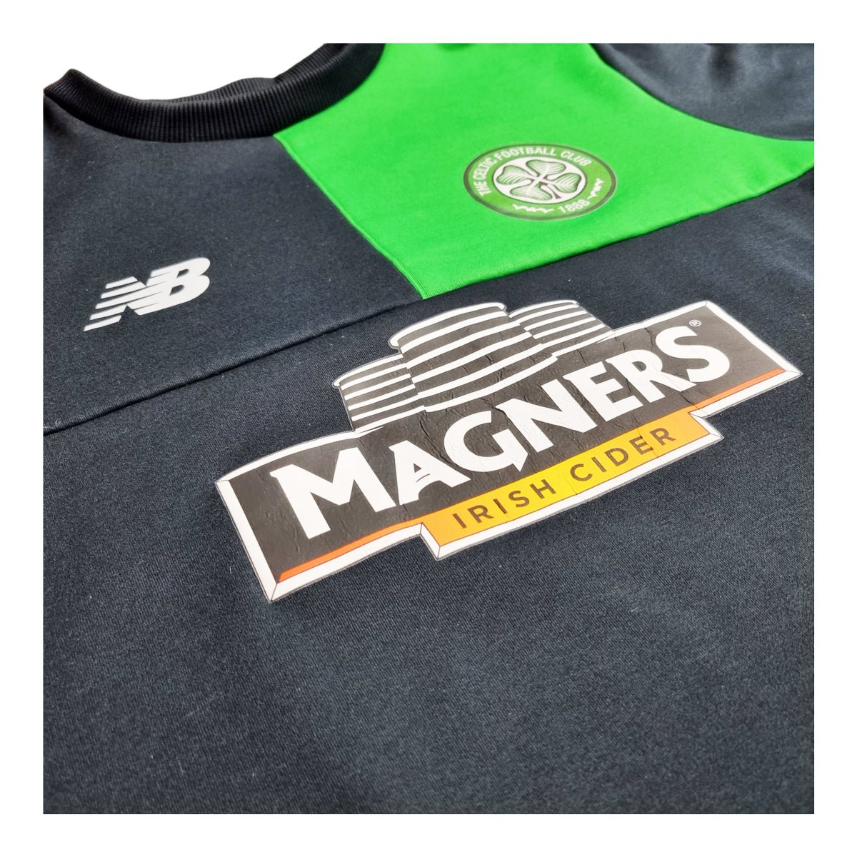 2015/17 Celtic Training Sweater (L) New Balance