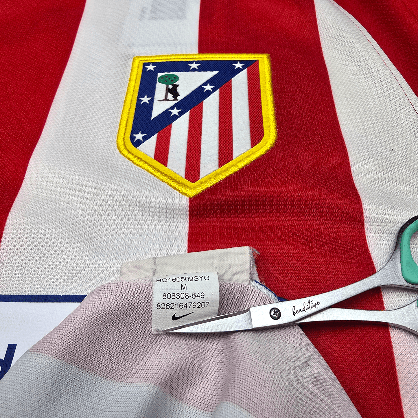 2016/17 Atletico Madrid Home Football Shirt (M) Nike #9 F.Torres