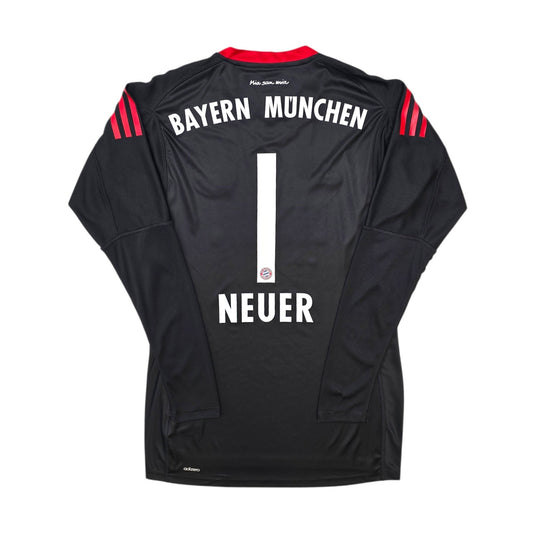2016/17 Bayern Munich Goal Keeper Football Shirt (S) Adidas #1 Neuer