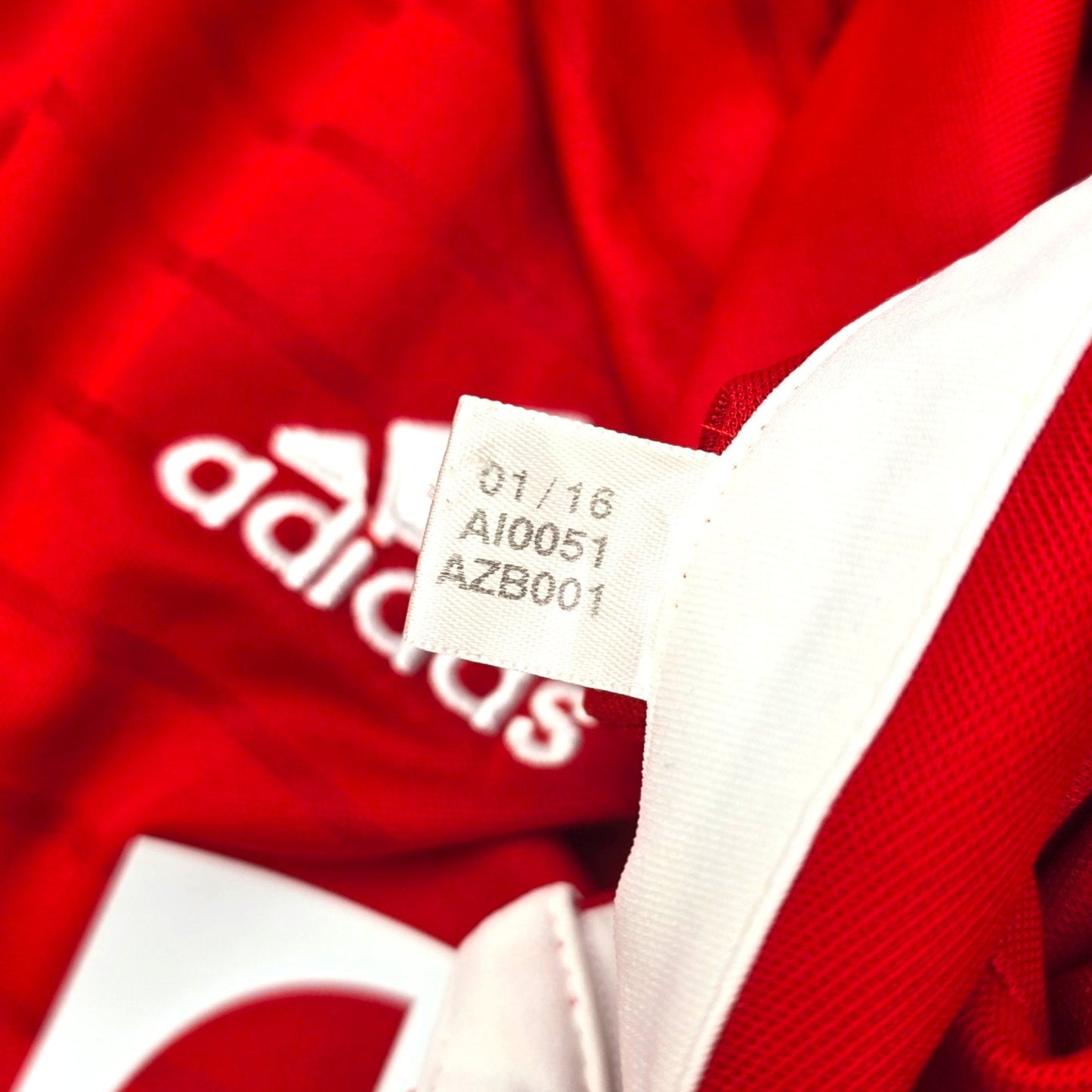 2016/17 Bayern Munich Home Football Shirt (L) Adidas #14 Alonso