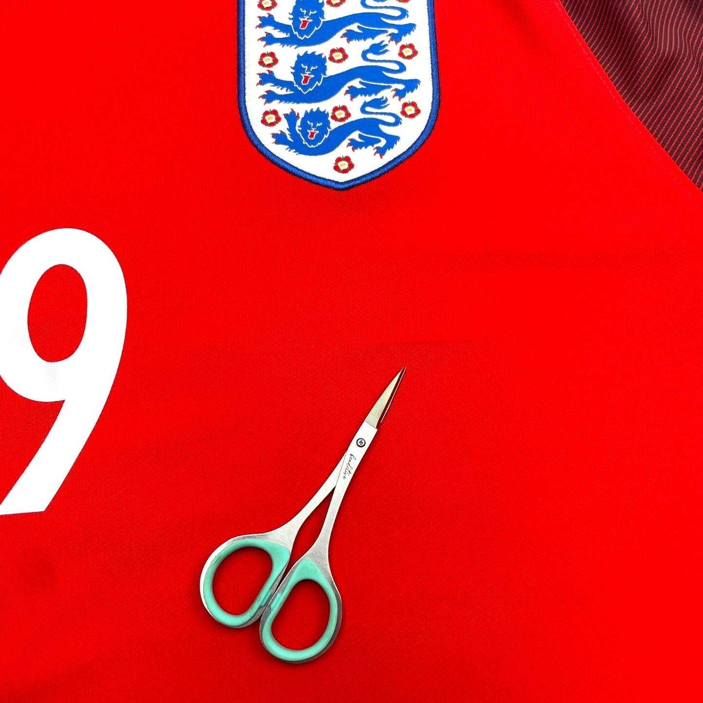 2016/17 England Away Football Shirt (L) Nike #9 Kane