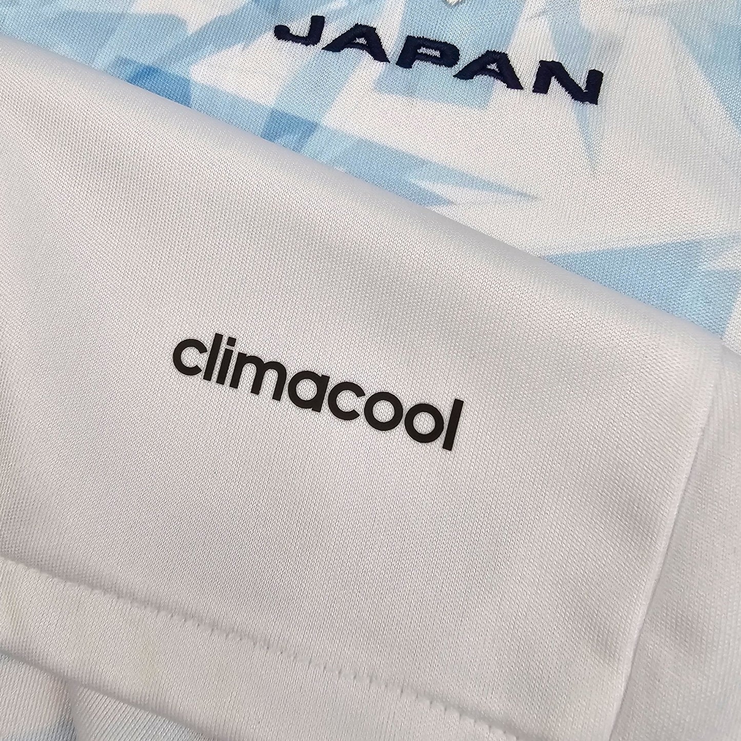 2016/17 Japan Away Football Shirt (L) Adidas