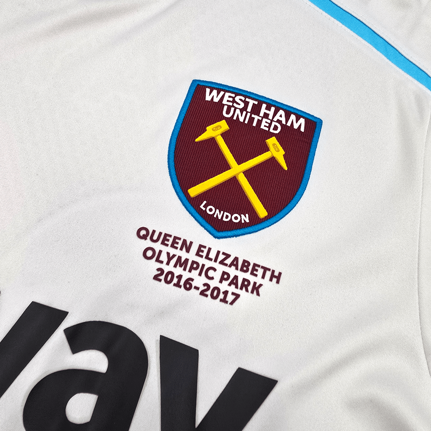 2016/17 West Ham United Away Football Shirt (L) Umbro #27 Payet