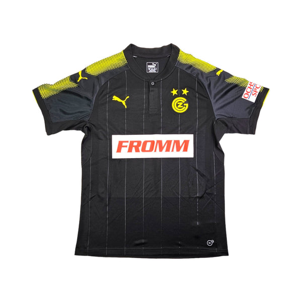 2017/18 Grasshoppers Zurich Away Football Shirt (M) Puma