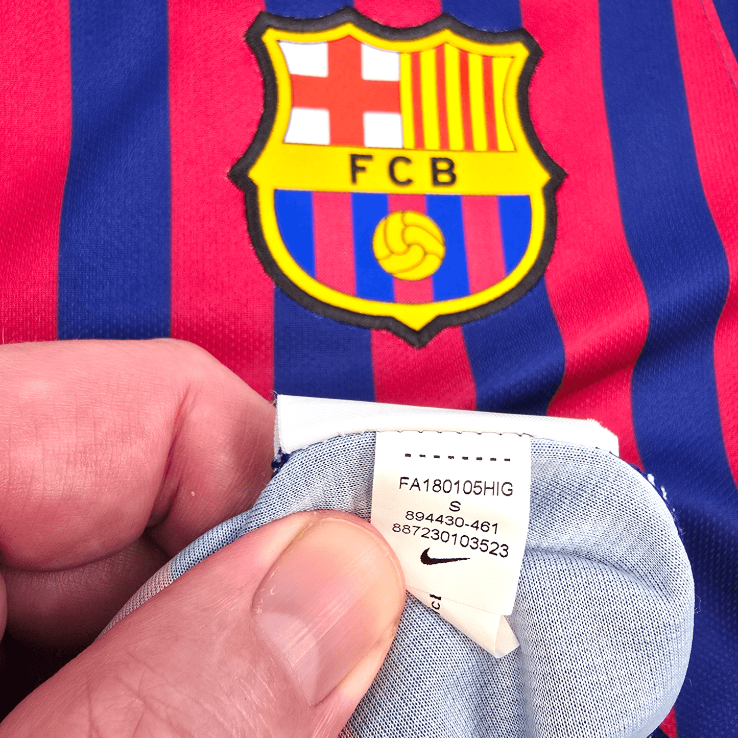 2018/19 Barcelona Home Football Shirt (S) Nike #10 Messi