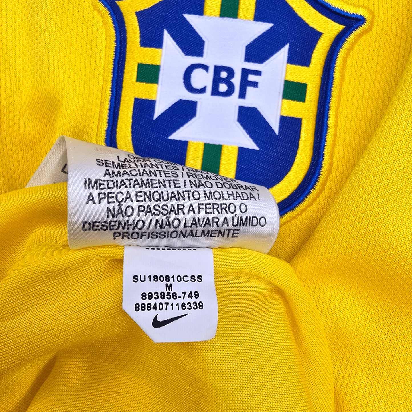 2018/19 Brazil Home Football Shirt (M) Nike #11 Coutinho