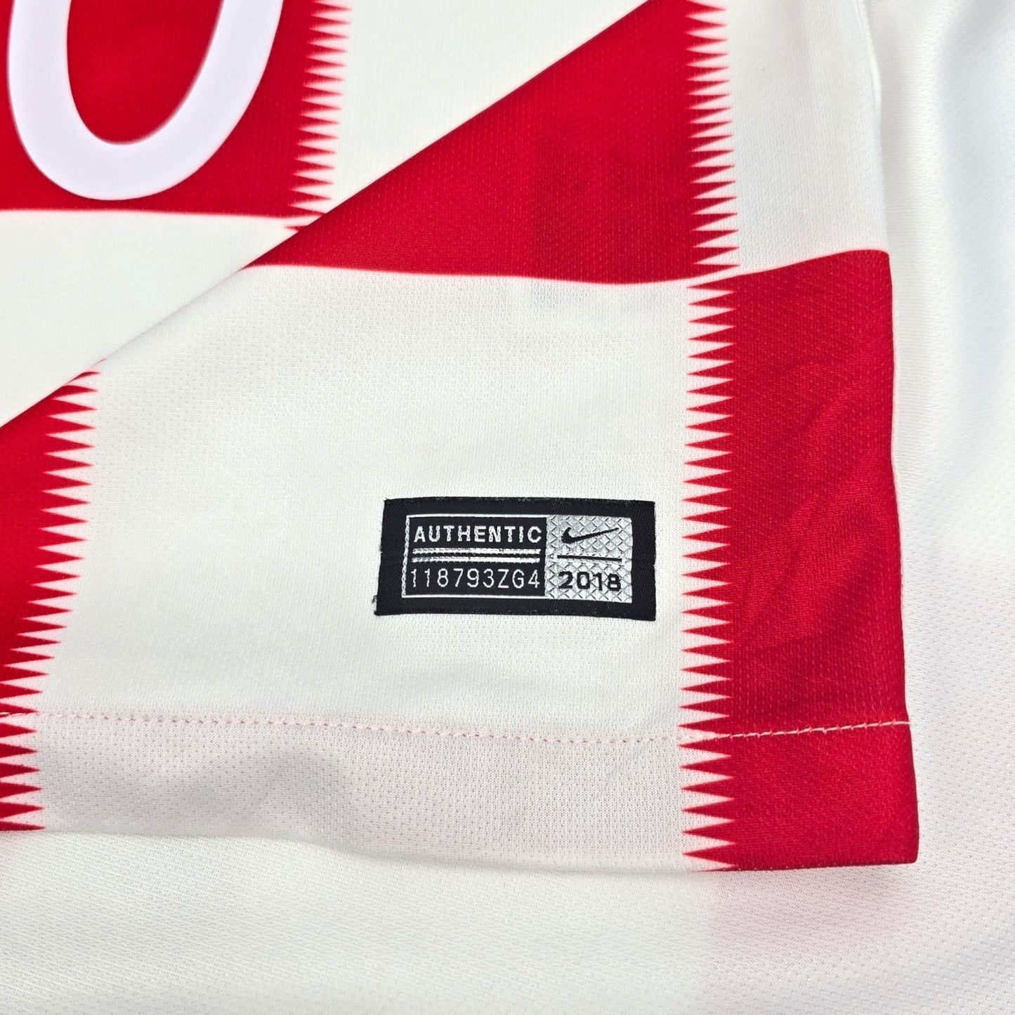 2018/19 Croatia Home Football Shirt (XL) Nike #10 Modric