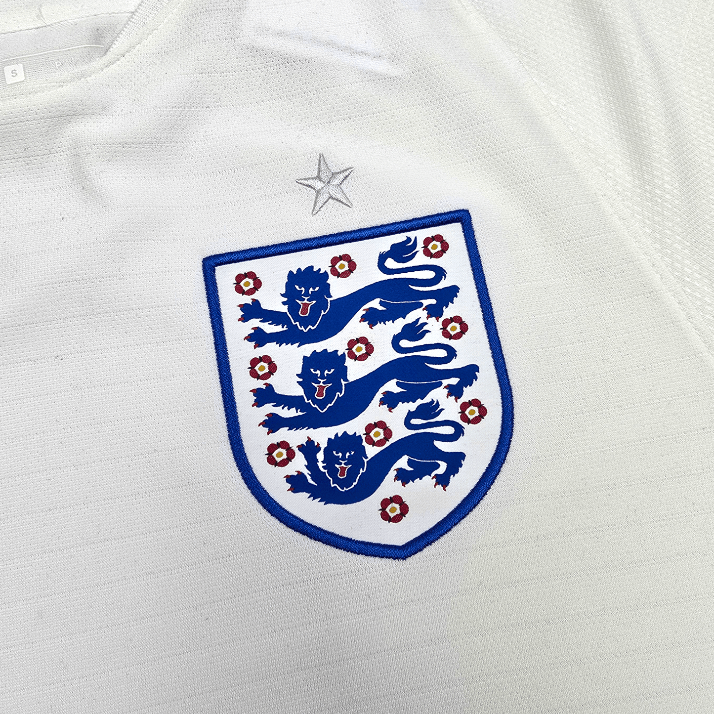 2018/19 England Home Football Shirt (S) Nike
