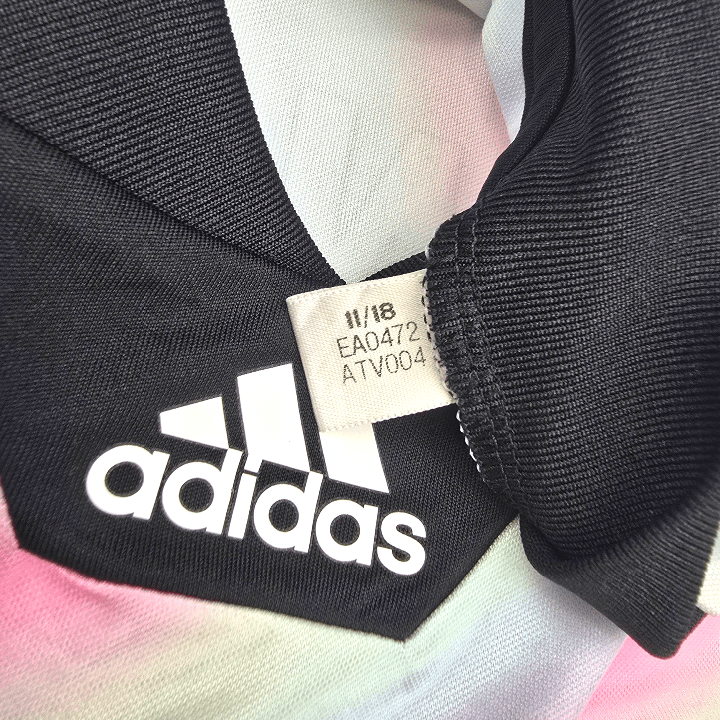 2018/19 Juventus Special Football Shirt (L) Adidas #7 Ronaldo (EA Sports)