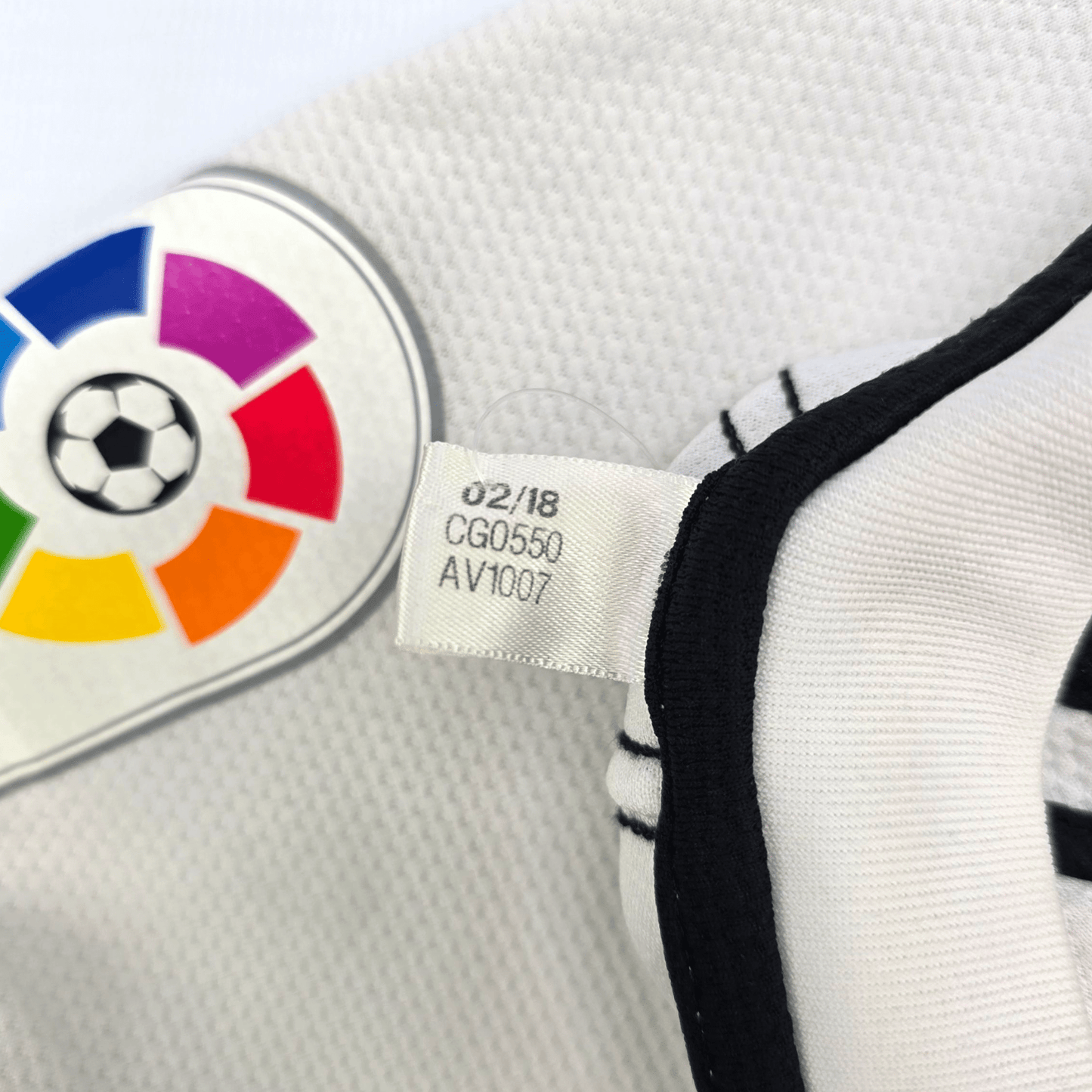 2018/19 Real Madrid Home Football Shirt (M) Adidas #11 Bale