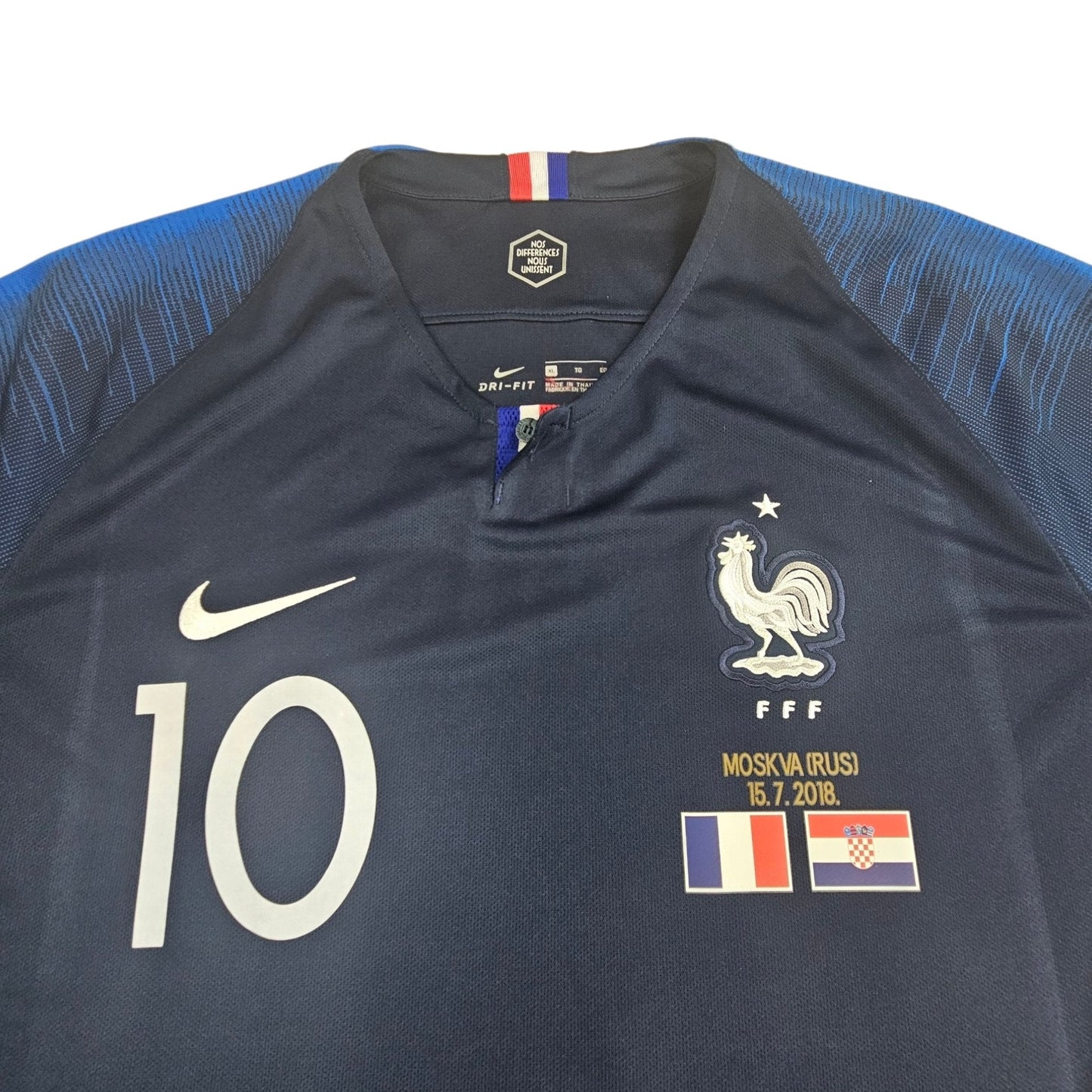 2018/20 France Home Football Shirt (XL) Nike # 10 Mbappe