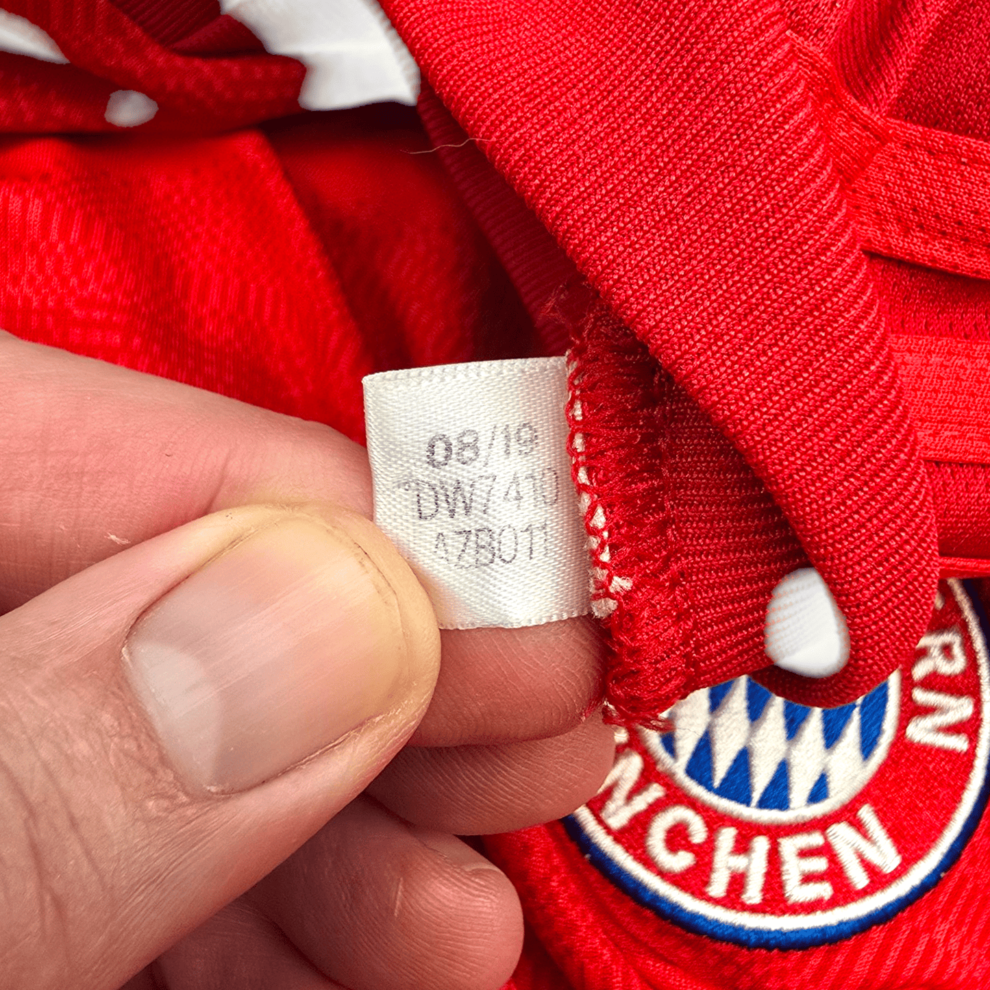 2019/20 Bayern Munich Home Football Shirt (S) Adidas #7 Gnabry