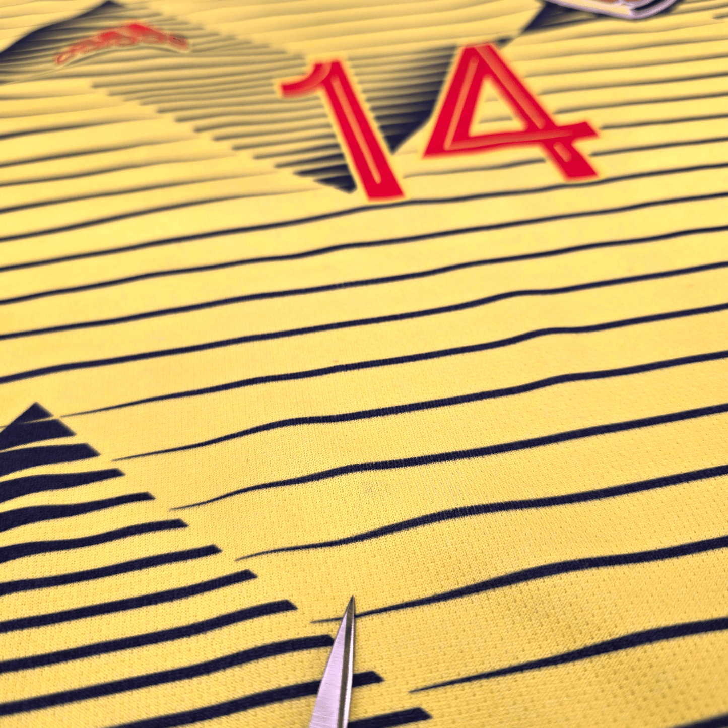 2019/20 Colombia Home Football Shirt (S) Adidas #14 L.Diaz