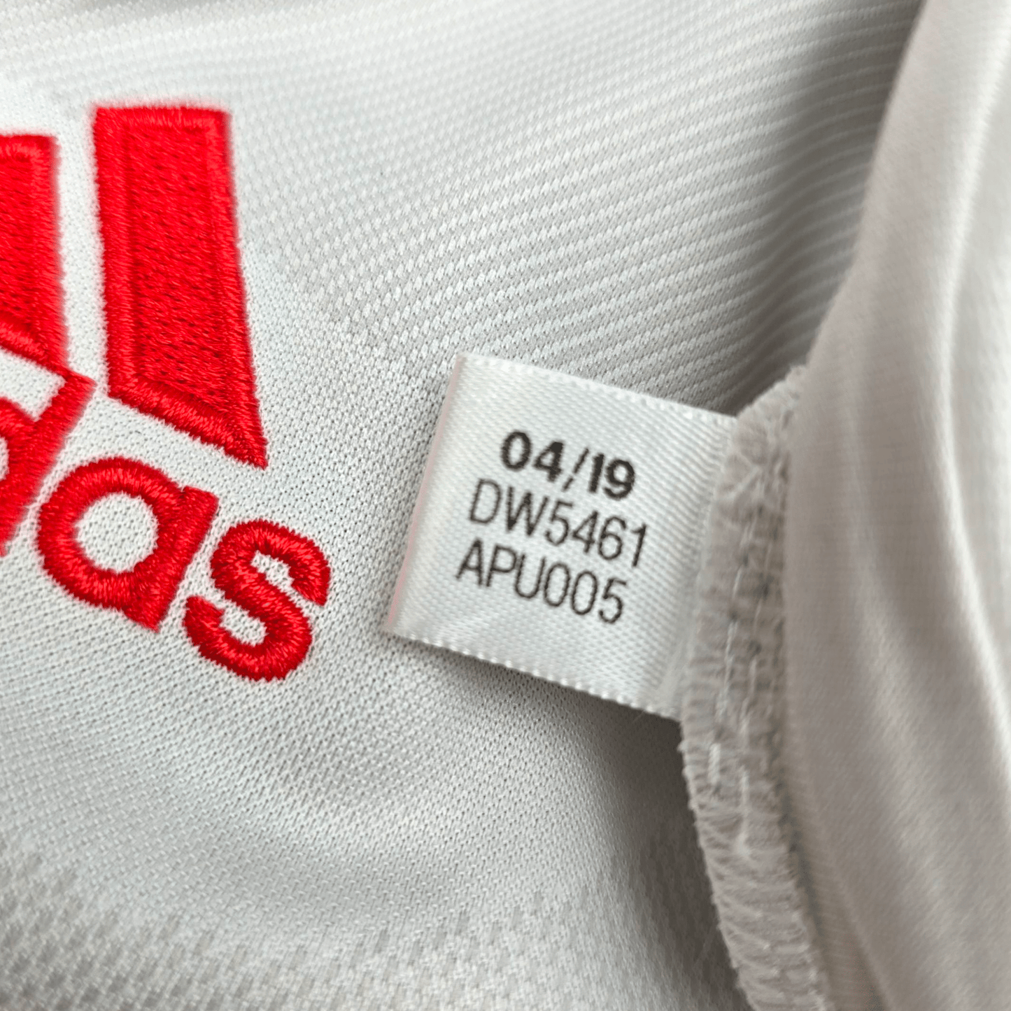 2019/20 Juventus Away Football Shirt (M) Adidas #7 Ronaldo