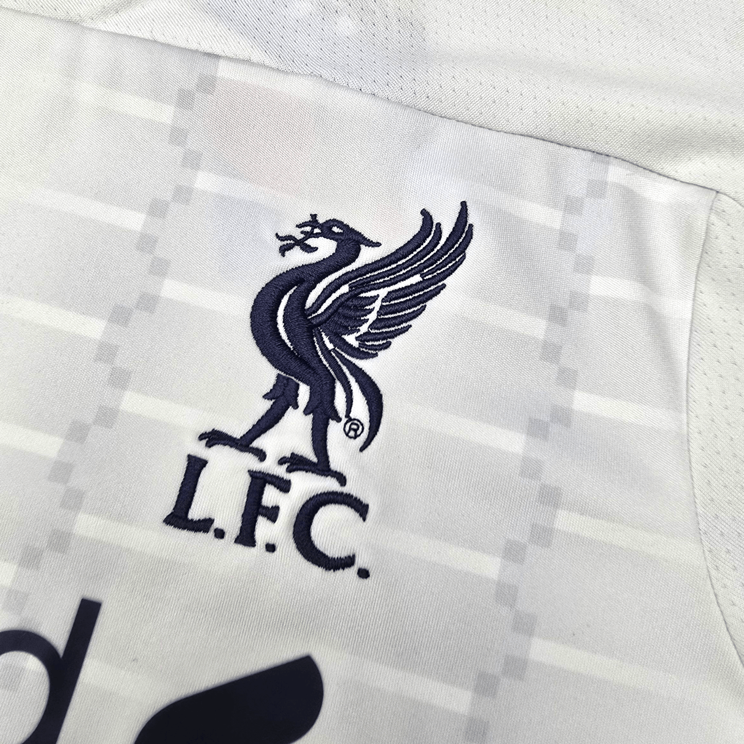 2019/20 Liverpool Away Football Shirt (S) New Balance #11 M.Salah