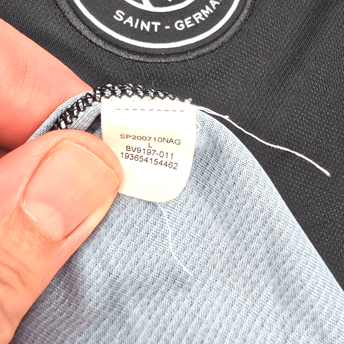 2019/20 PSG Fourth Football Shirt (L) Nike #7 Mbappe