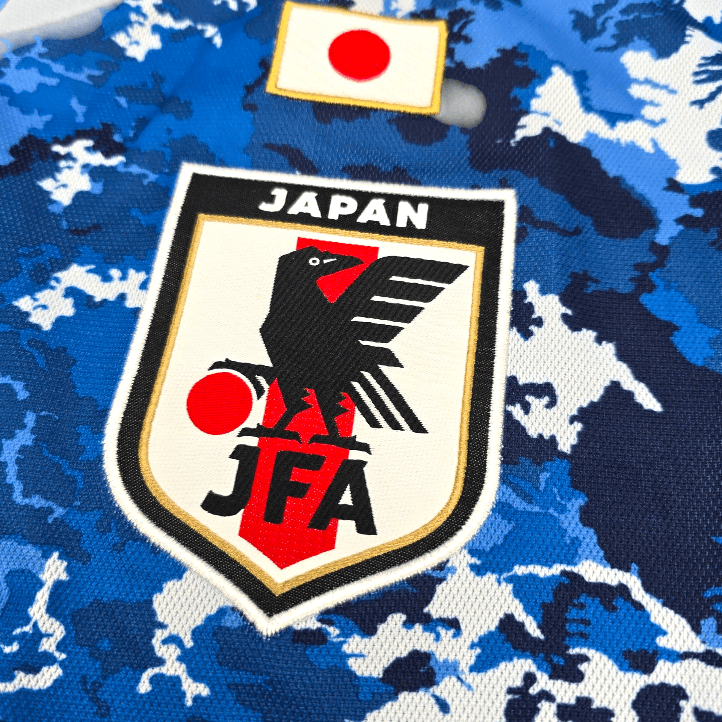 2020/21 Japan Home Football Shirt (L) Adidas #10 Minamino