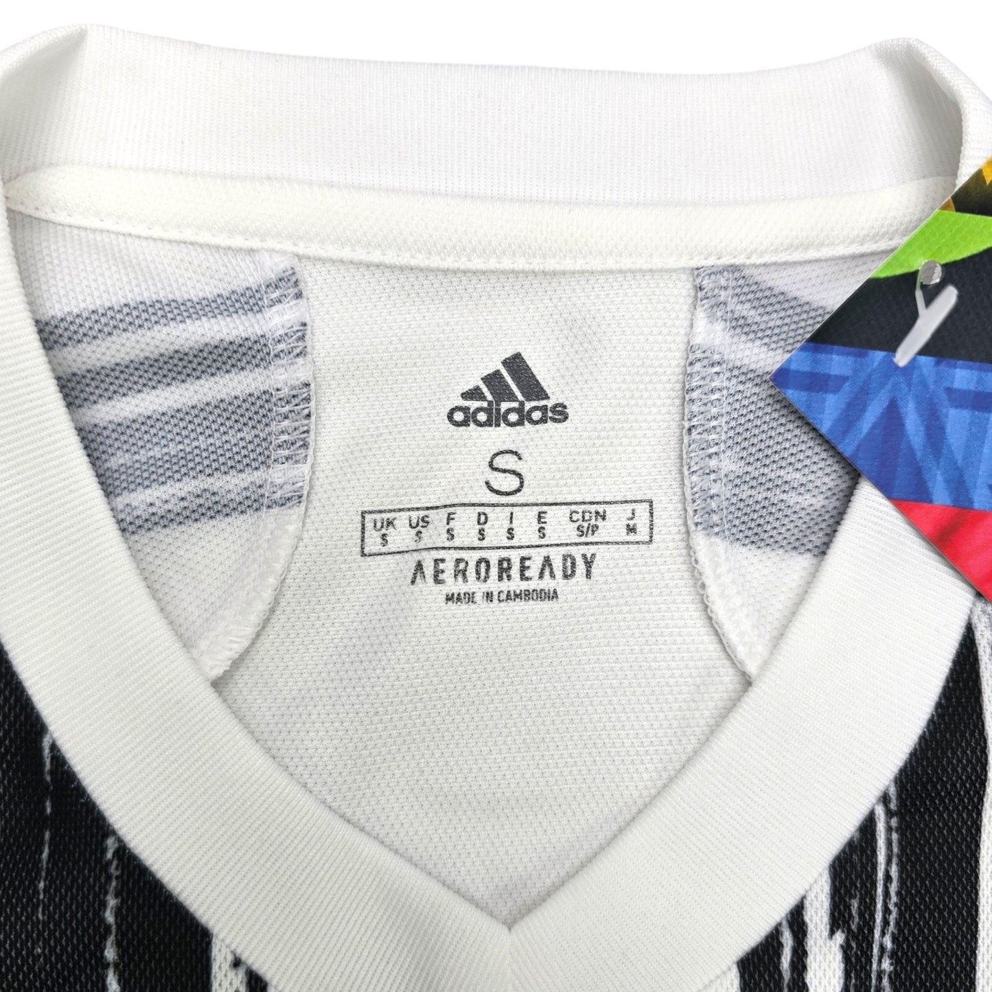 2020/21 Juventus Home Football Shirt (S) Adidas #22 Chiesa