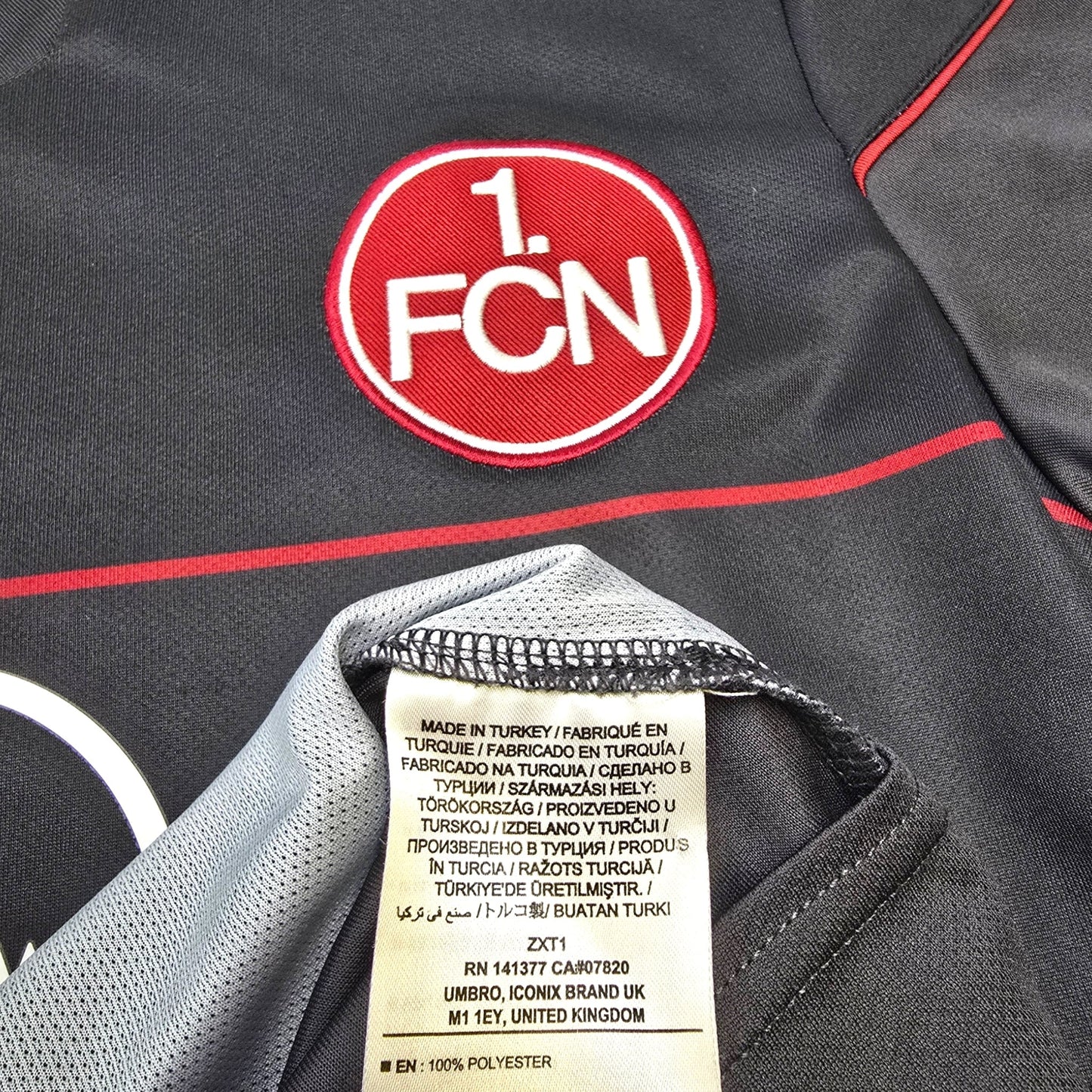 2020/21 Nurnberg Third Football Shirt (S) Umbro