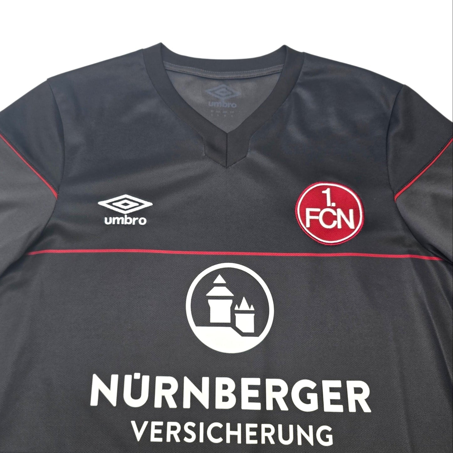 2020/21 Nurnberg Third Football Shirt (S) Umbro
