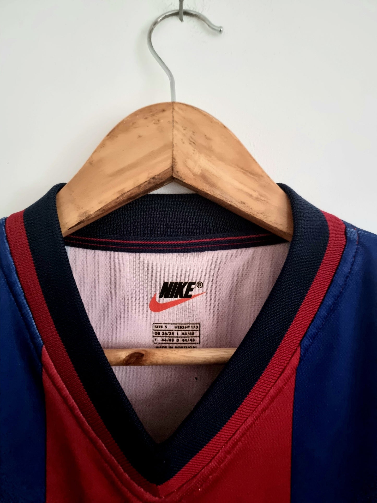 Nike Barcelona 98/00 'Cocu 15' Home Shirt Small