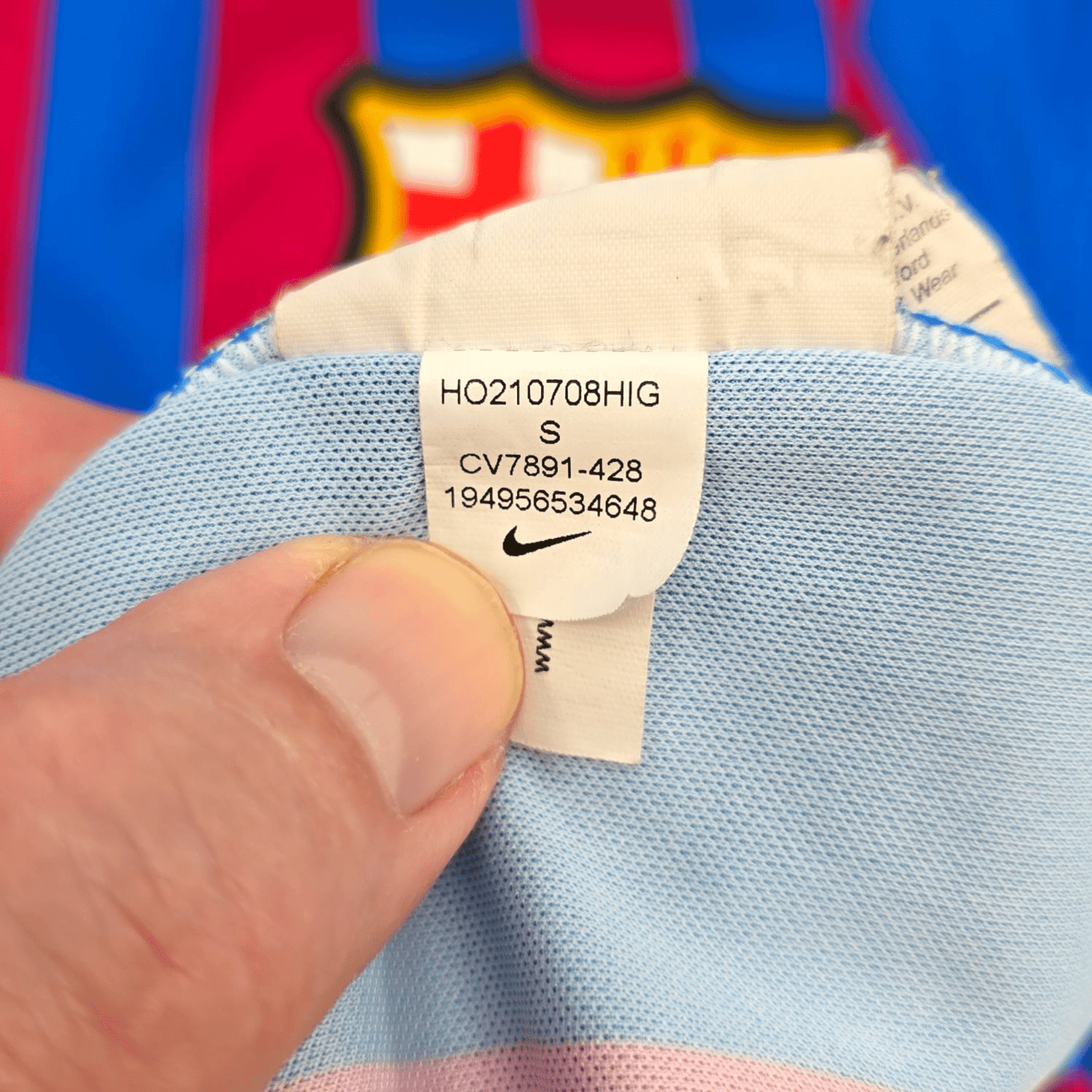 2021/22 Barcelona Home Football Shirt (S) Nike #9 Memphis