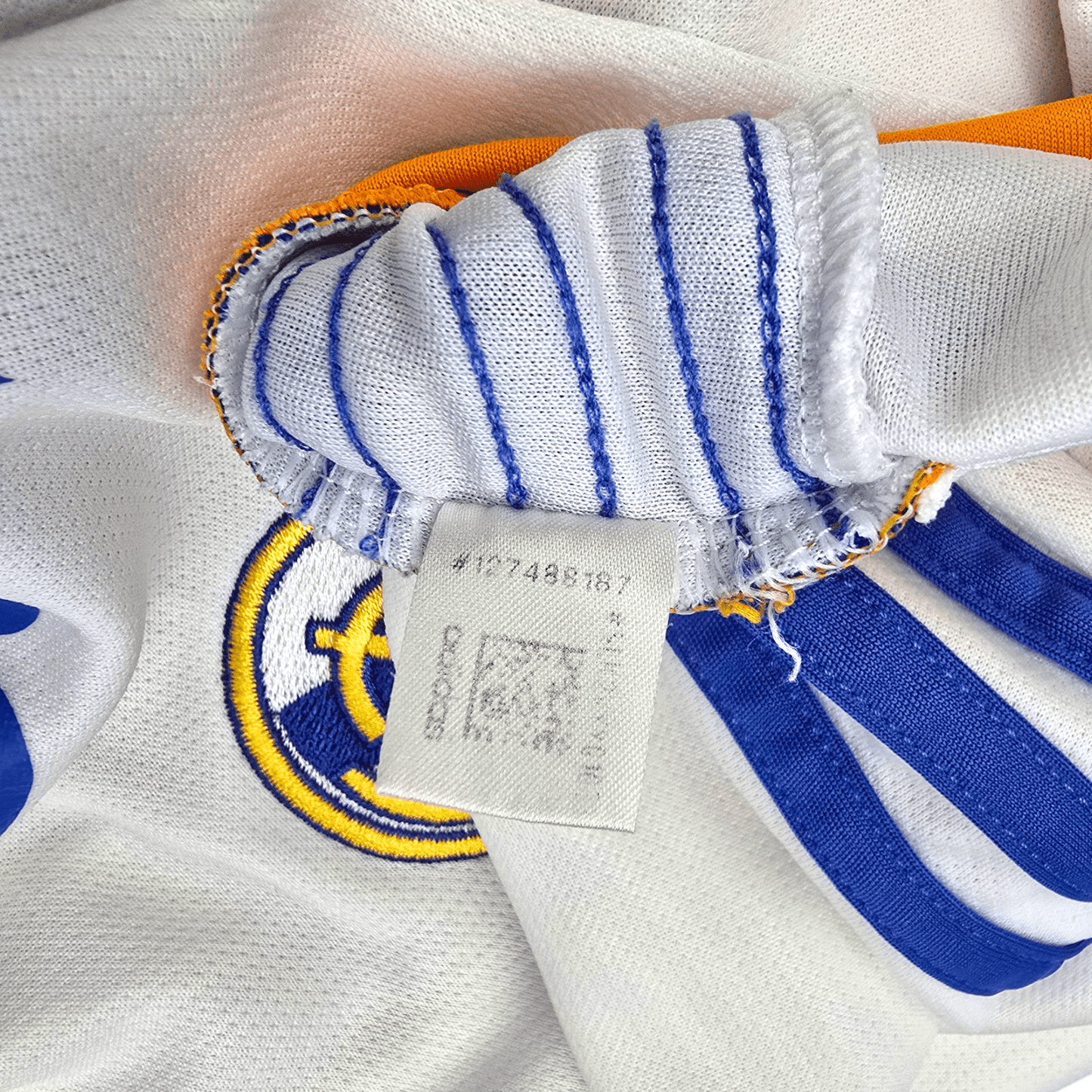 2021/22 Real Madrid Home Football Shirt (2XL) Adidas #20 Vini Jr.