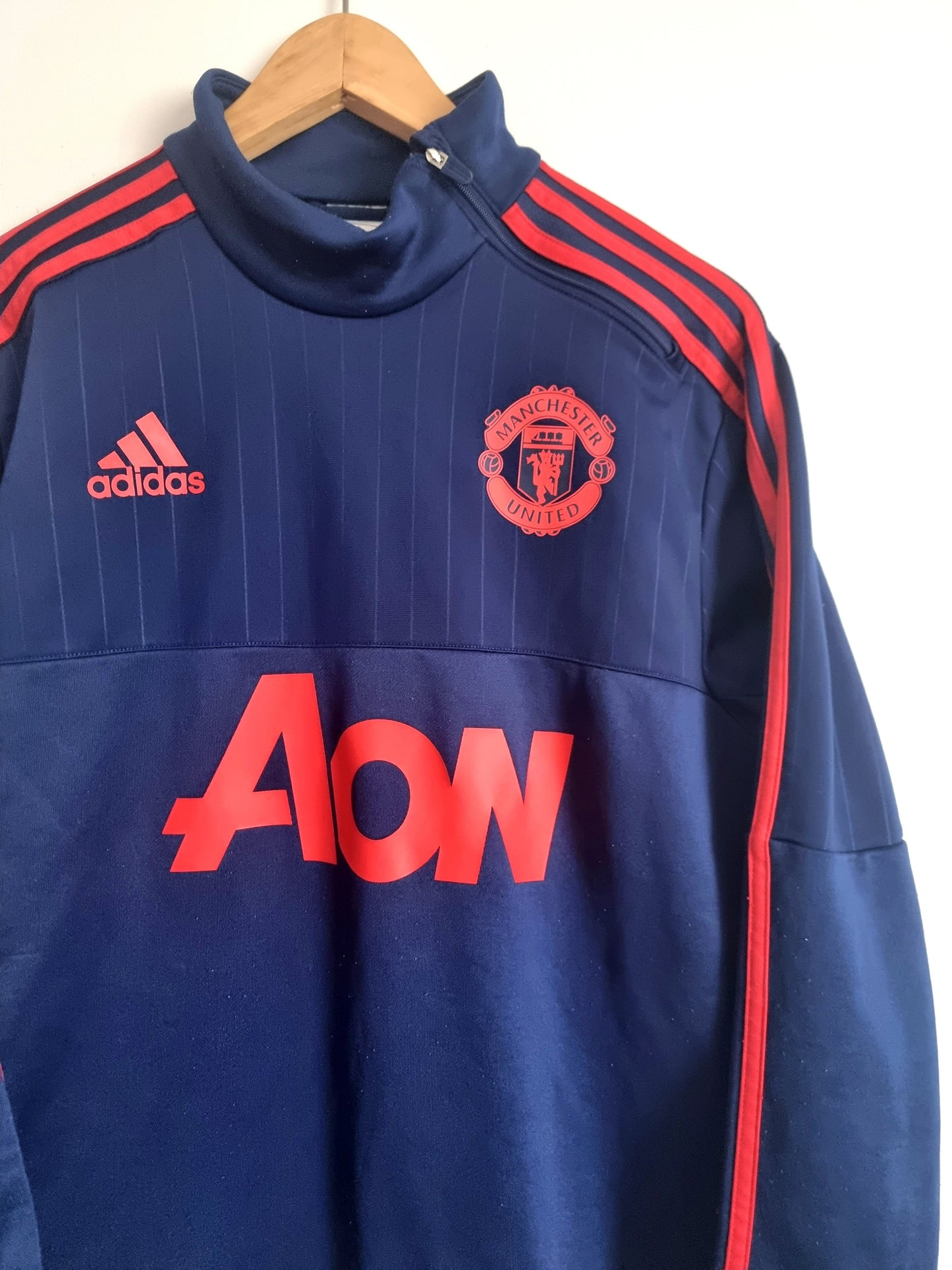 Adidas Manchester United 2016/17 Training Sweatshirt Medium