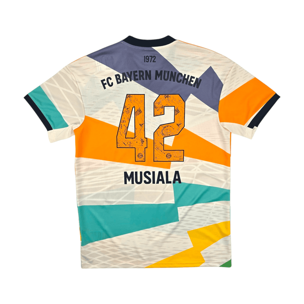 2022/23 Bayern Munich Fourth Football Shirt (L) Adidas #42 Musiala (BNWTs)
