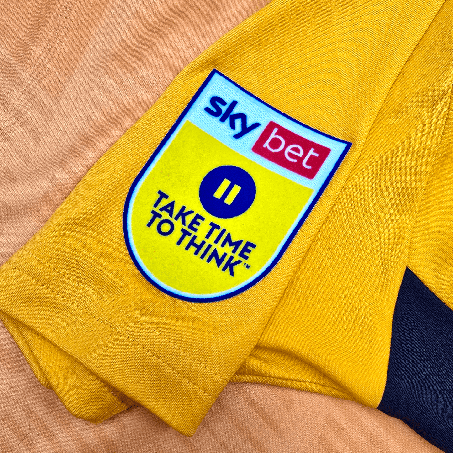 2022/23 Cambridge United Home Football Shirt (2XL) Hummel
