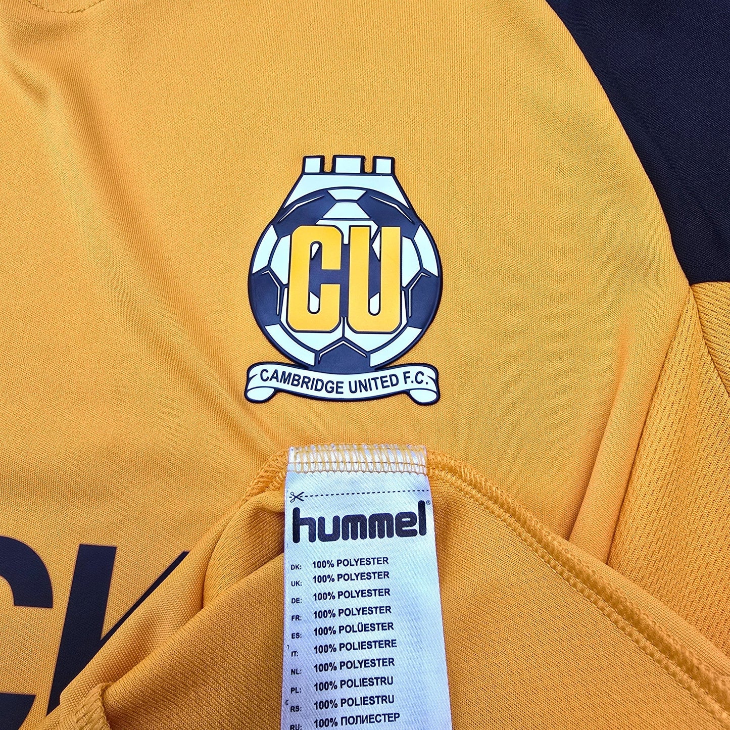 2022/23 Cambridge United Home Football Shirt (M) Hummel