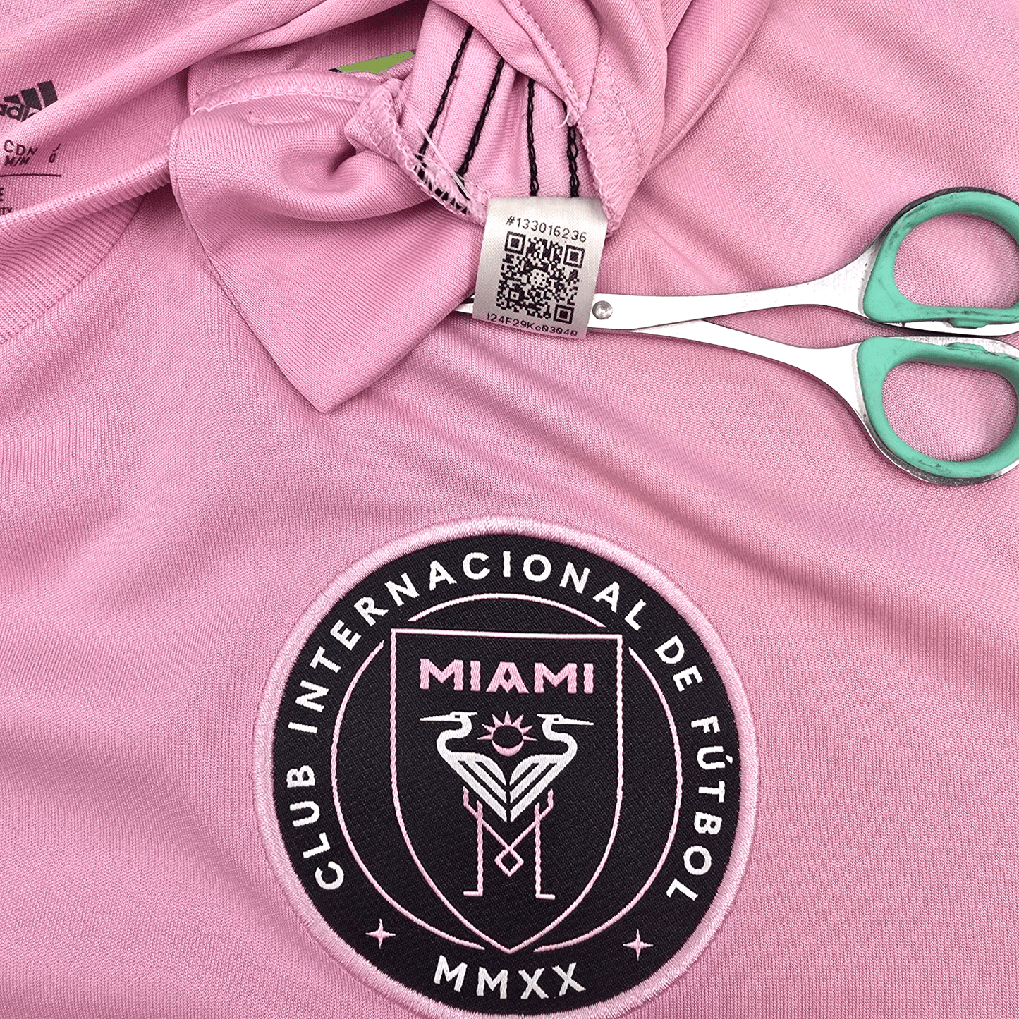 2022/23 Inter Miami Home Football Shirt (M) Adidas #10 Messi