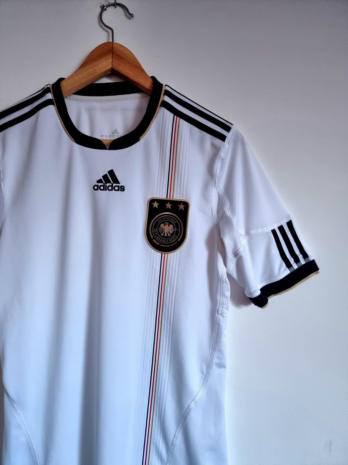 Adidas Germany 10/12 Home Shirt Small