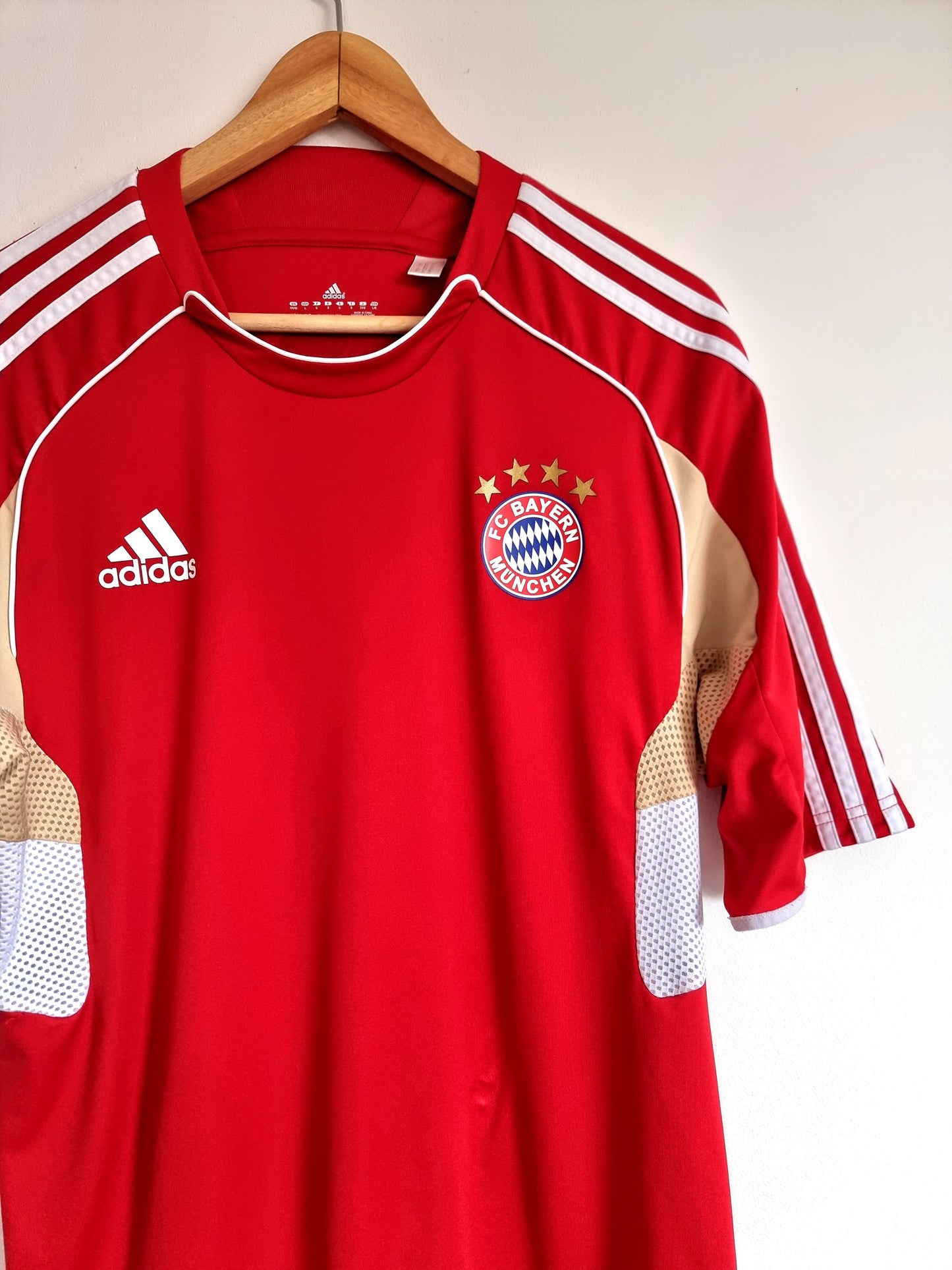 Adidas Bayern Munich 10/11 Training Shirt Large