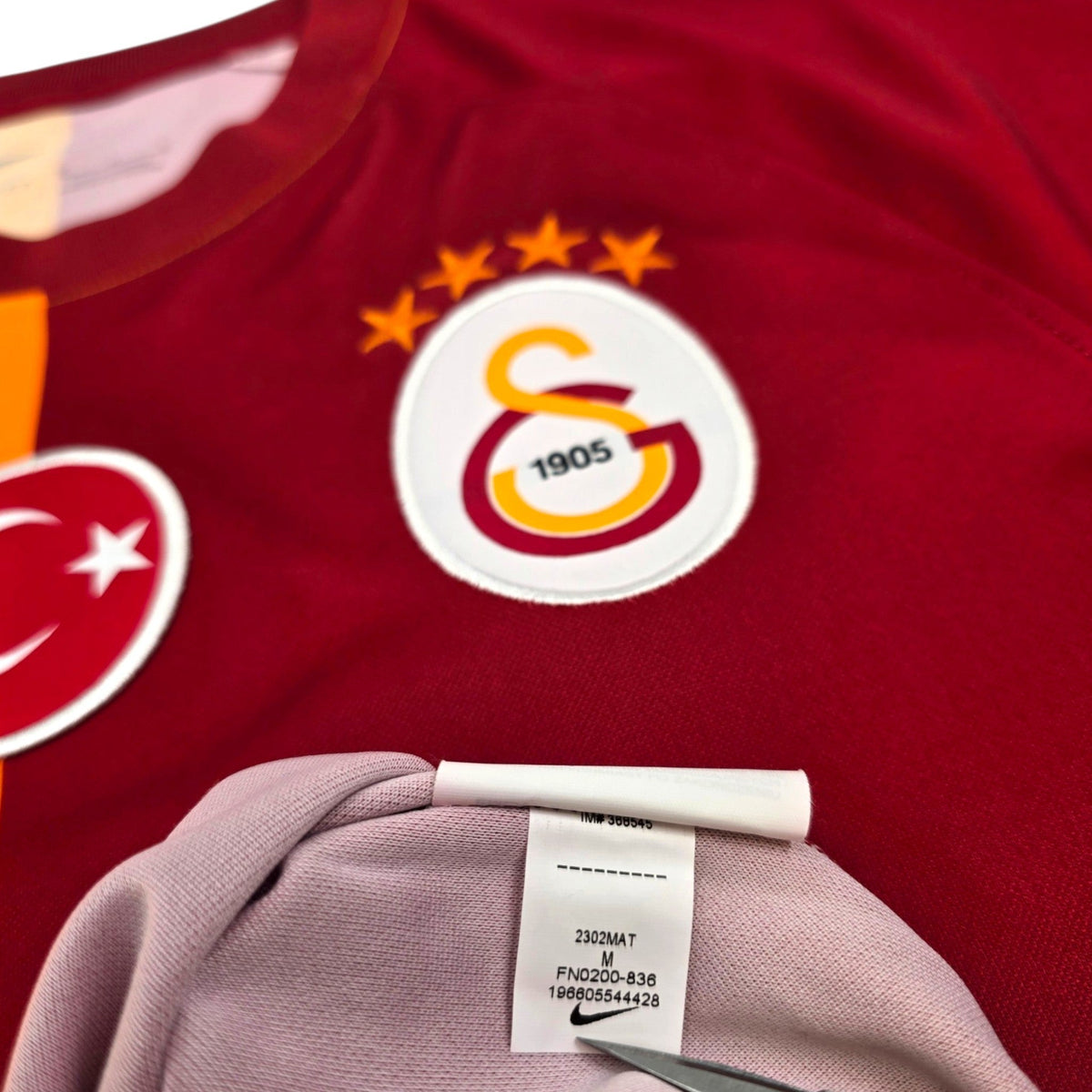 2023/24 Galatasaray Home Football Shirt (M) Nike #10 Mertens