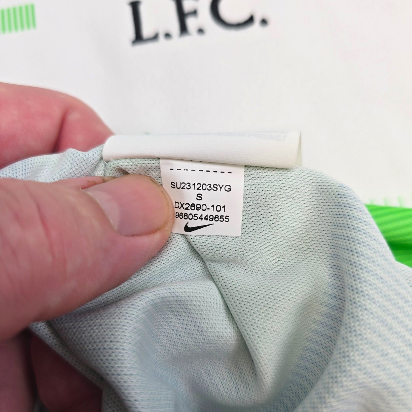 2023/24 Liverpool Away Football Shirt (S) Nike #10 Mac Allister