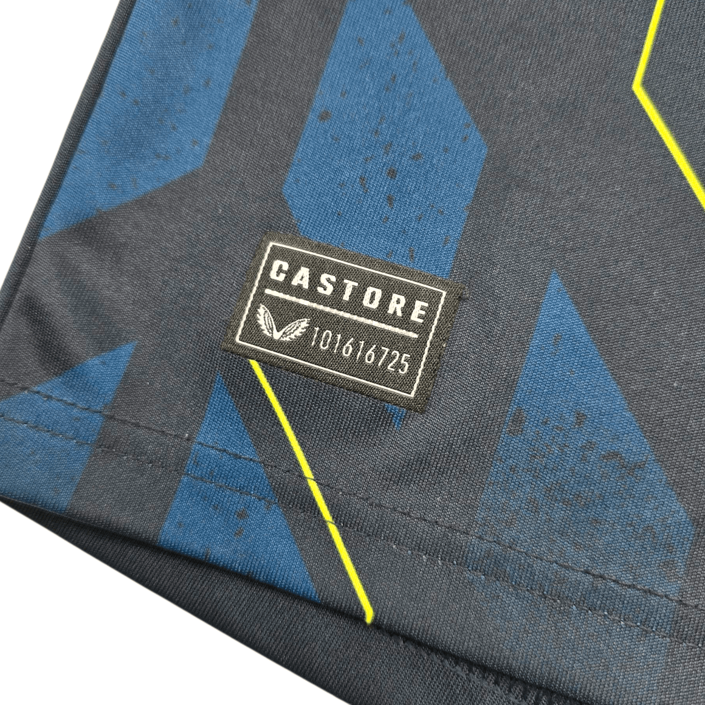 2023/24 Newcastle United Third Football Shirt (S) Castore #14 Isak